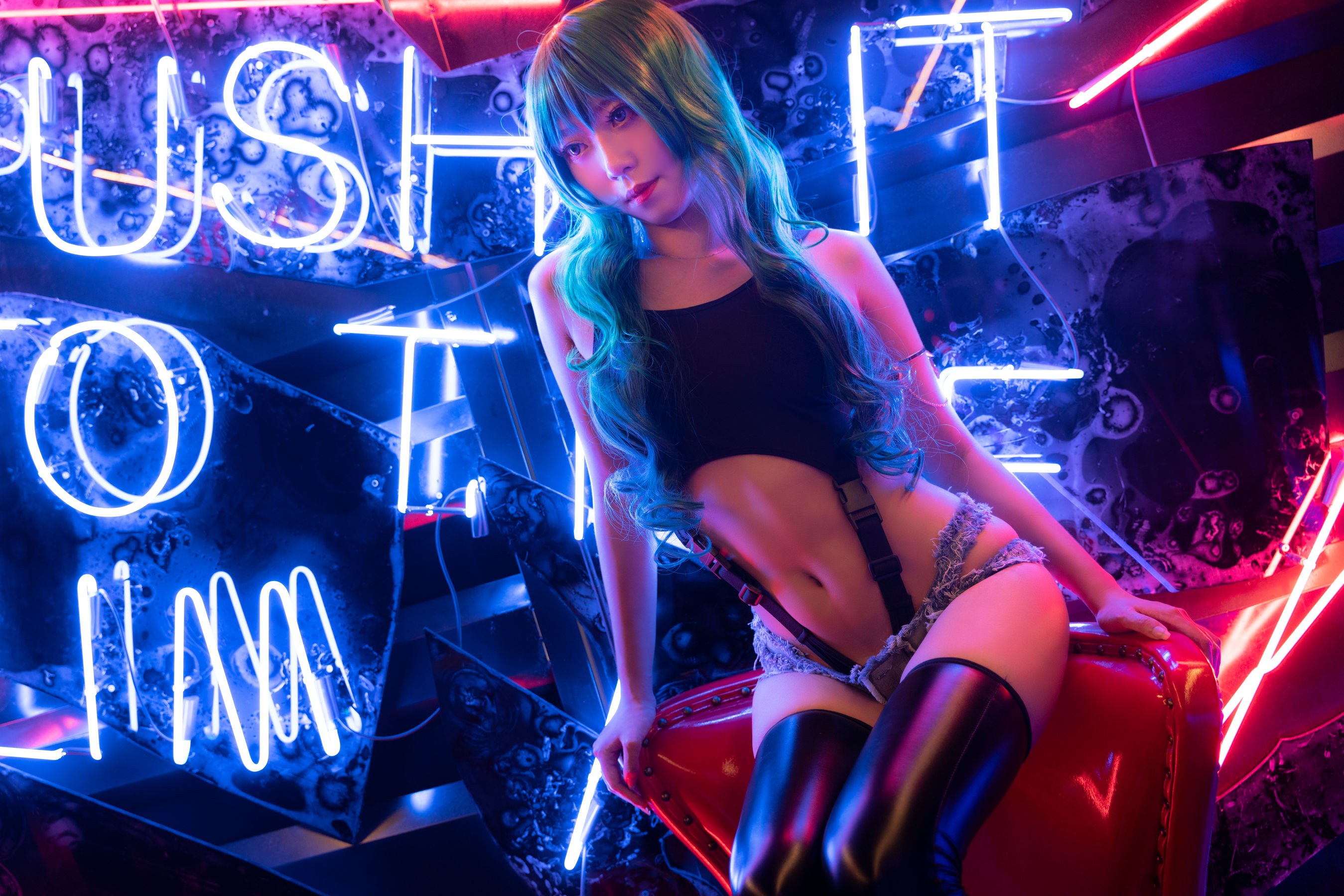 动漫博主Money冷冷 – 高叉 [17P]