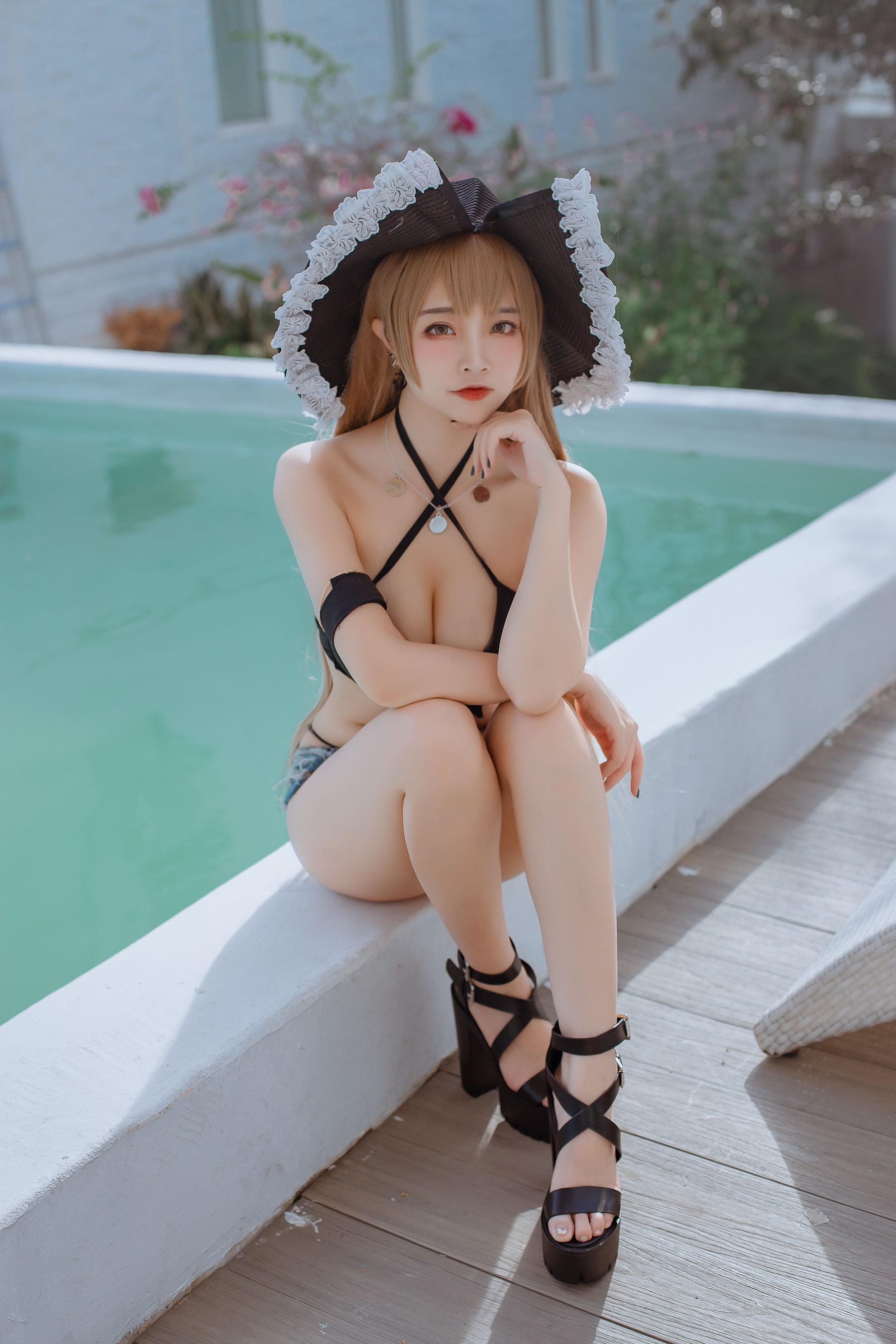 人气Coser二佐Nisa – 碧蓝 让巴尔泳装 [20P]