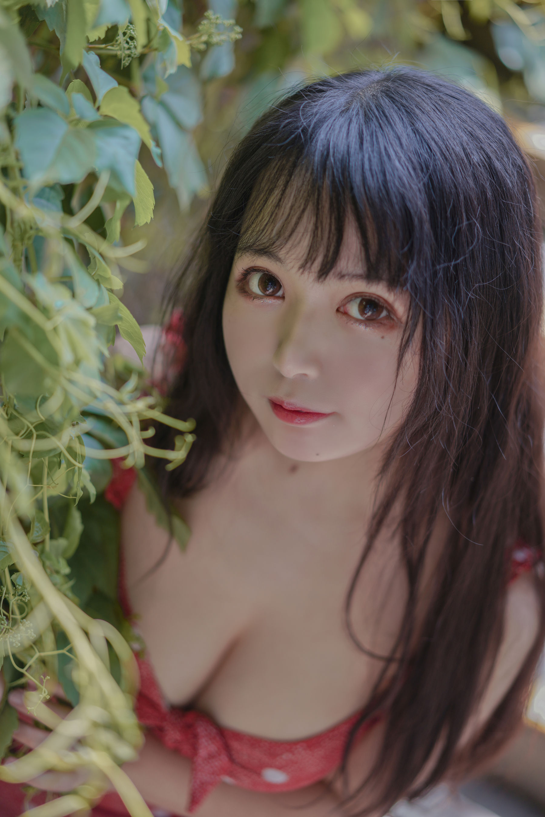 [Cosplay写真] 大眼萌妹黑猫猫OvO – 草莓 [32P]