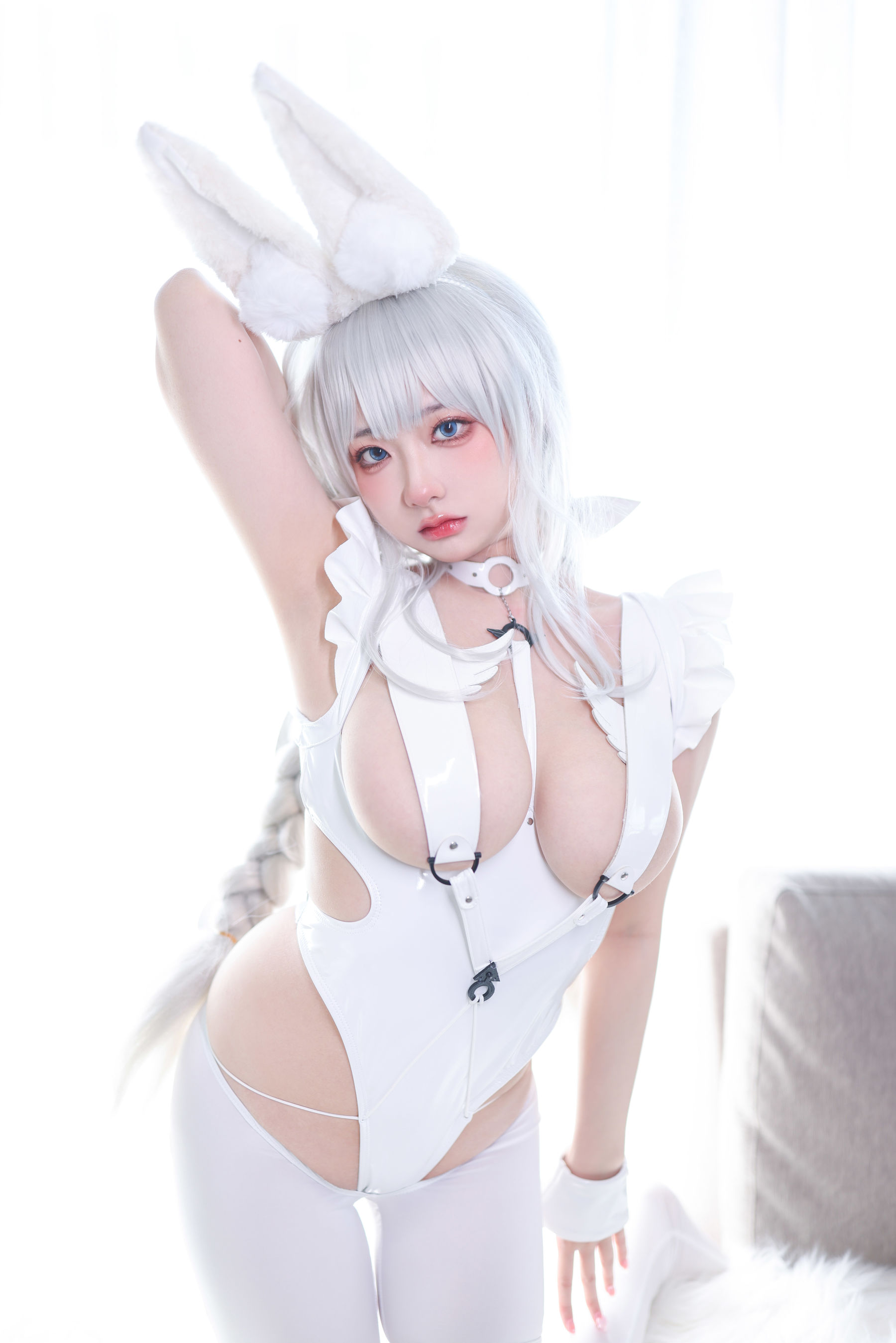 wendydydydy_酱油 – 恶毒 懒懒的白兔 [19P]