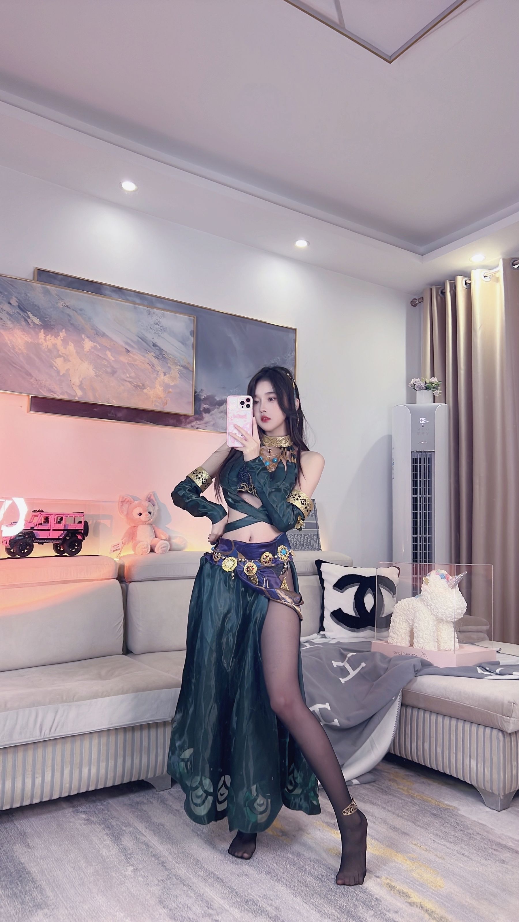 虎牙小小奶瓶儿 – 迦南 [17P]