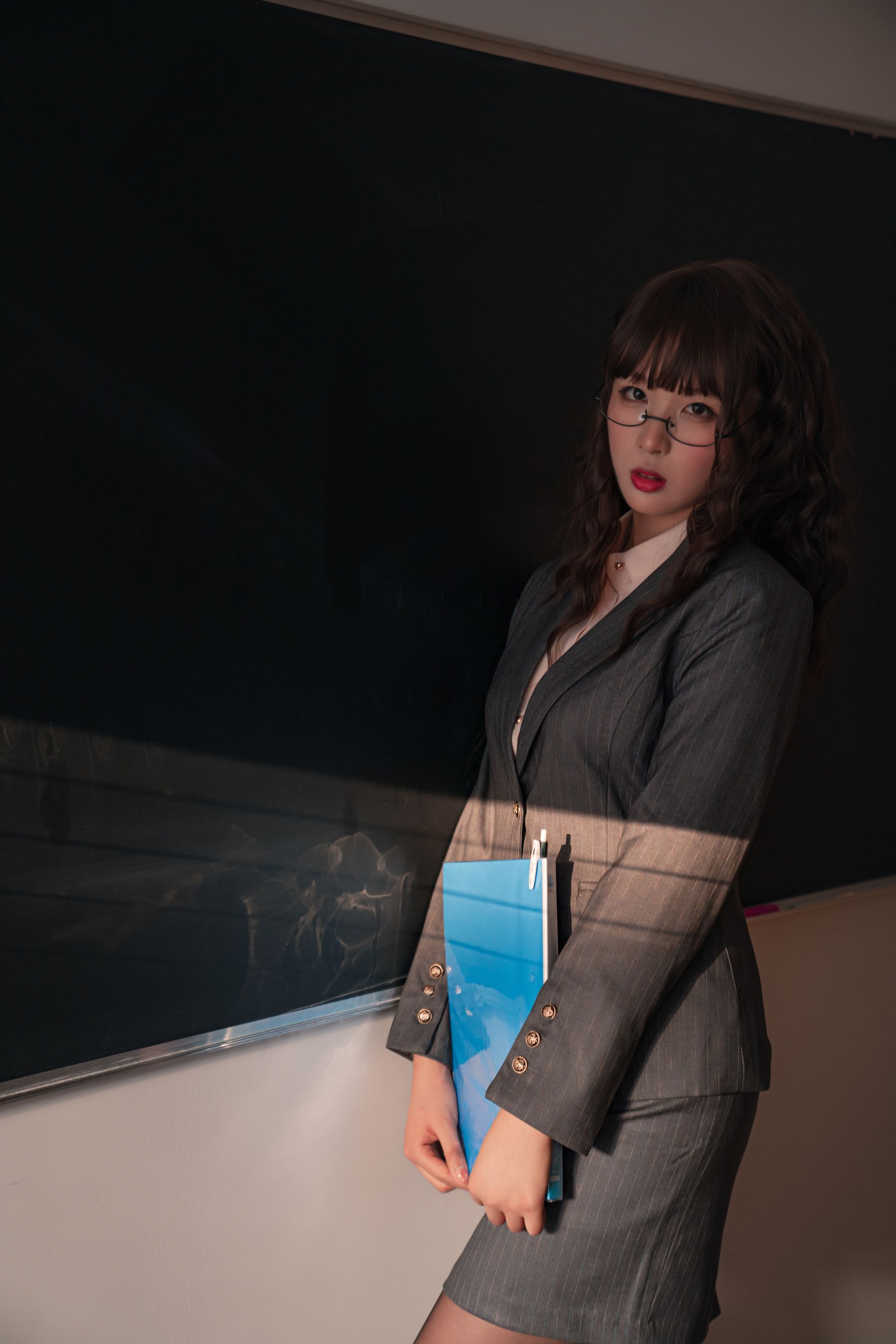 轩萧学姐 – 教鞭 [44P]