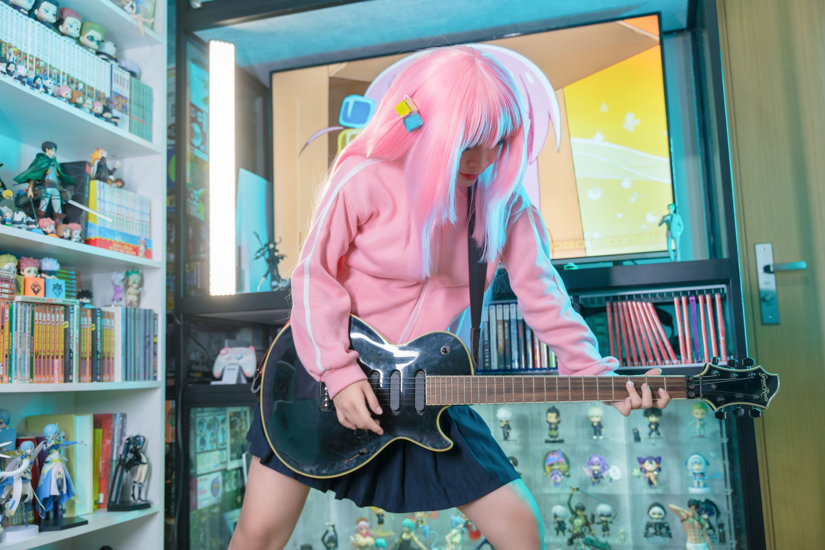 Umeko J – Bocchi [37P]