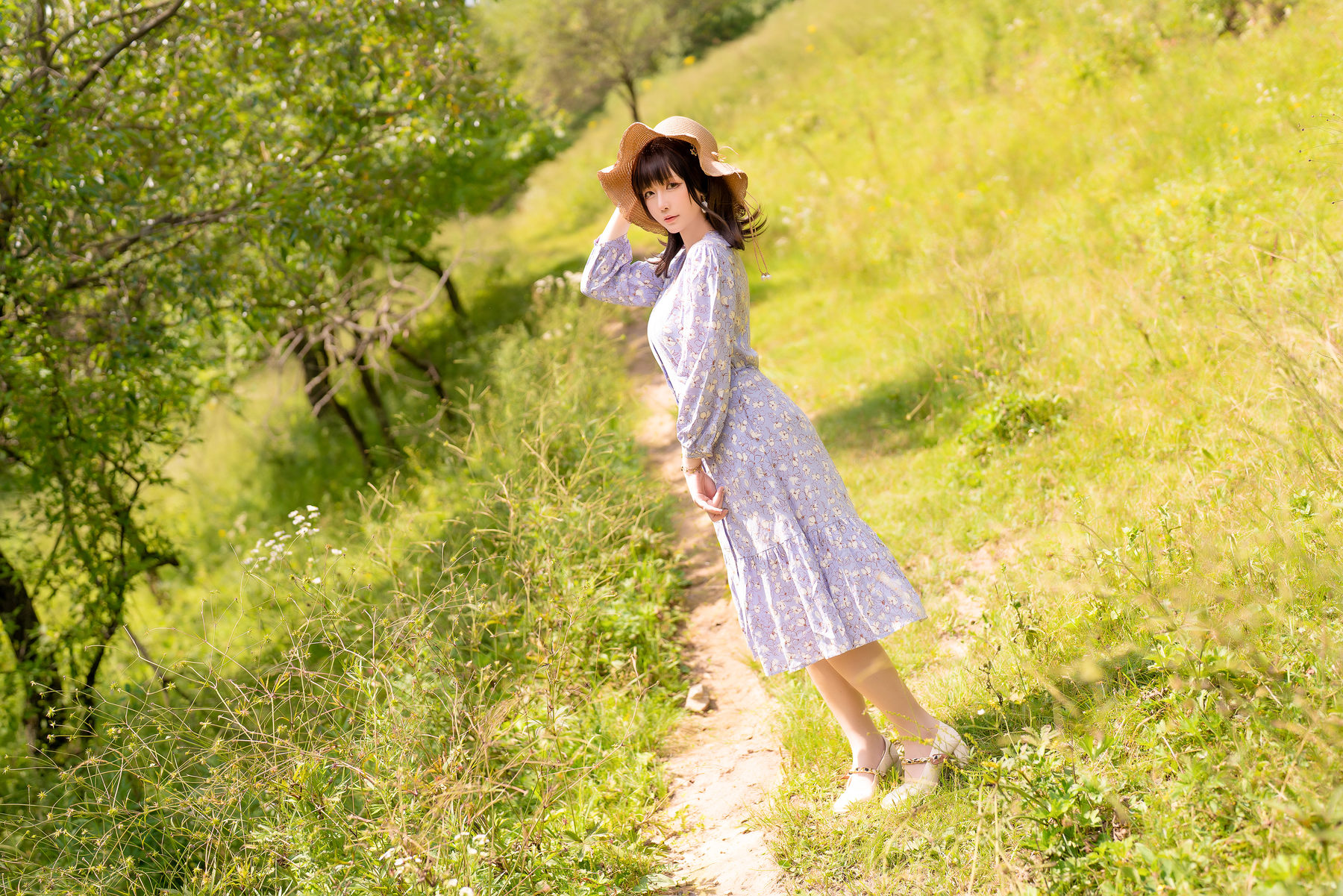 Coser小姐姐星之迟迟 – 户外 晴 [42P]