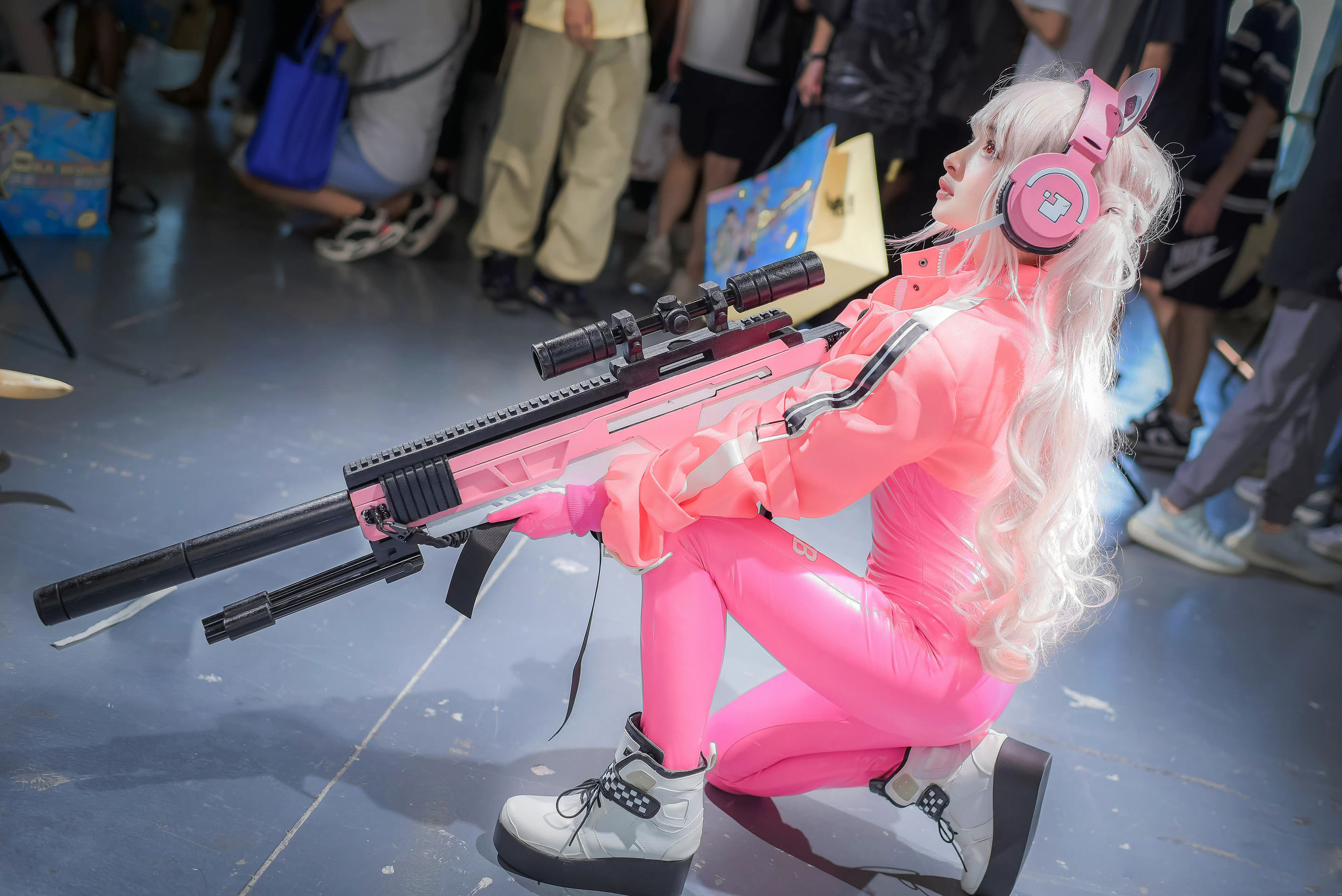 动漫博主九九八XY – 萤火虫漫展 NIKKE 胜利女神 爱丽丝 [18P]