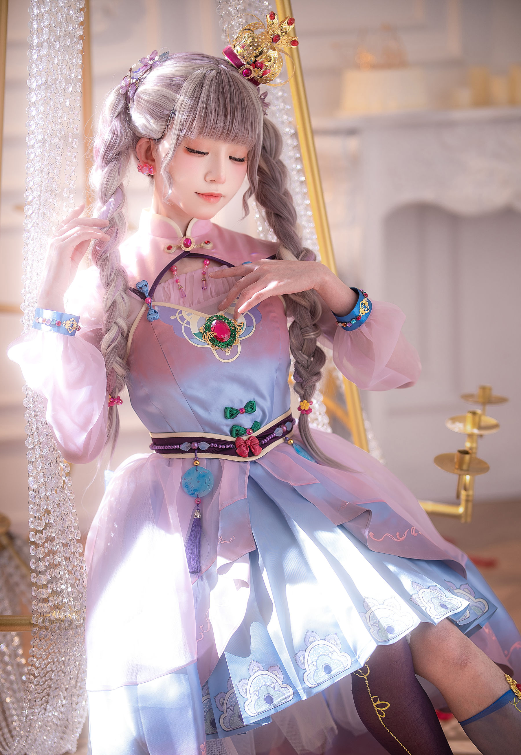 动漫博主Kitaro_绮太郎 – 甜皇后 [18P]