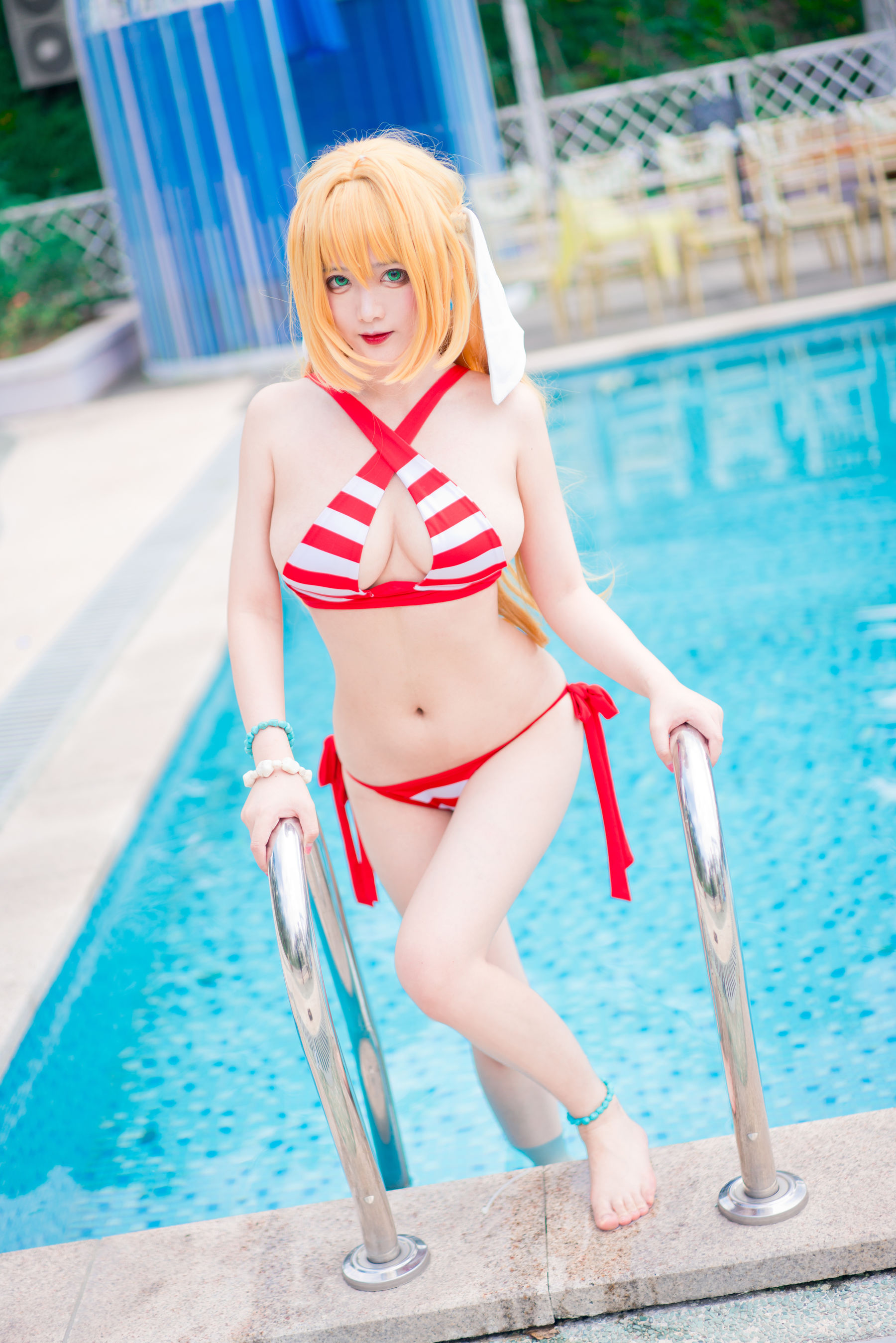 七海抹茶酱 – 尼禄泳装 [17P]