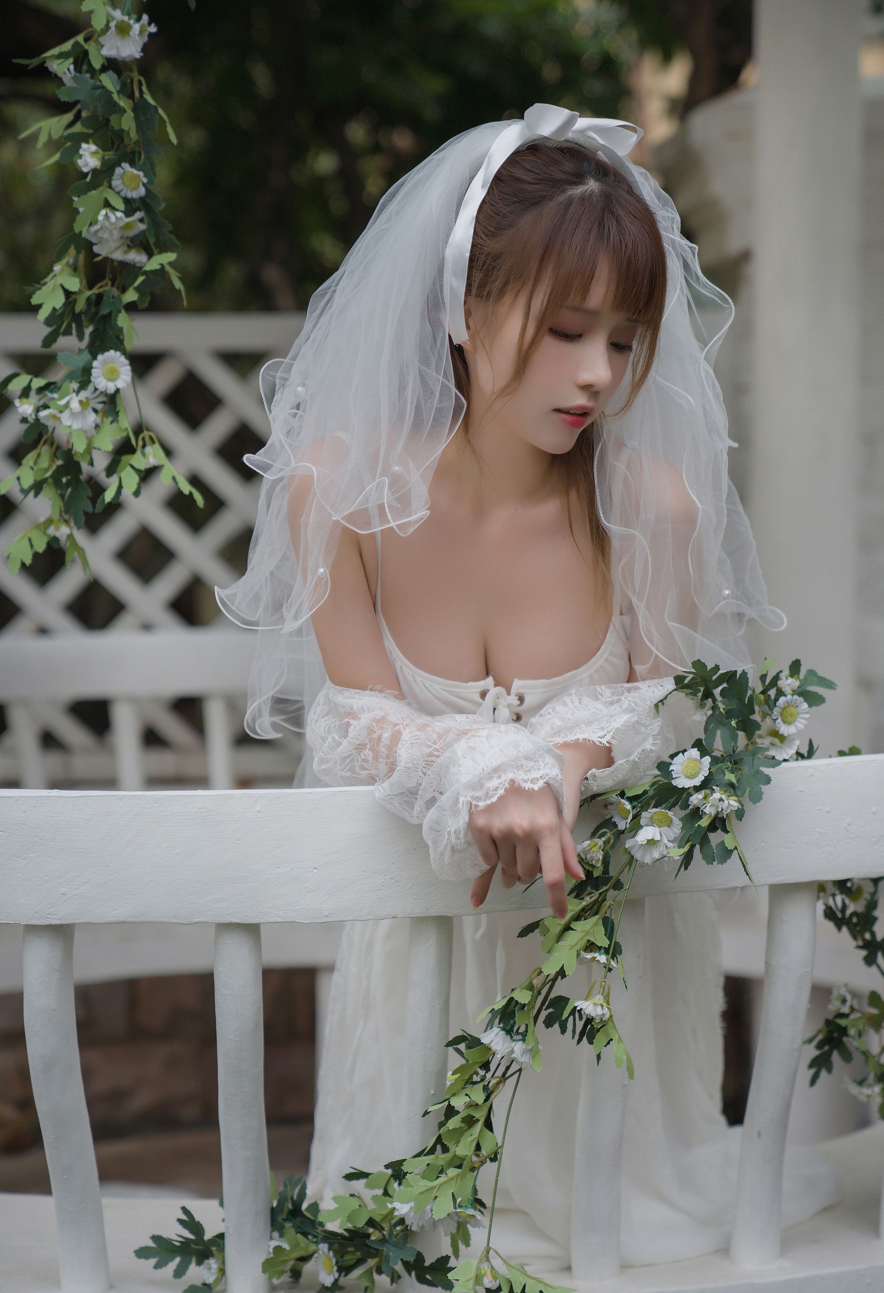 凛子酱 – 婚纱 [9P]