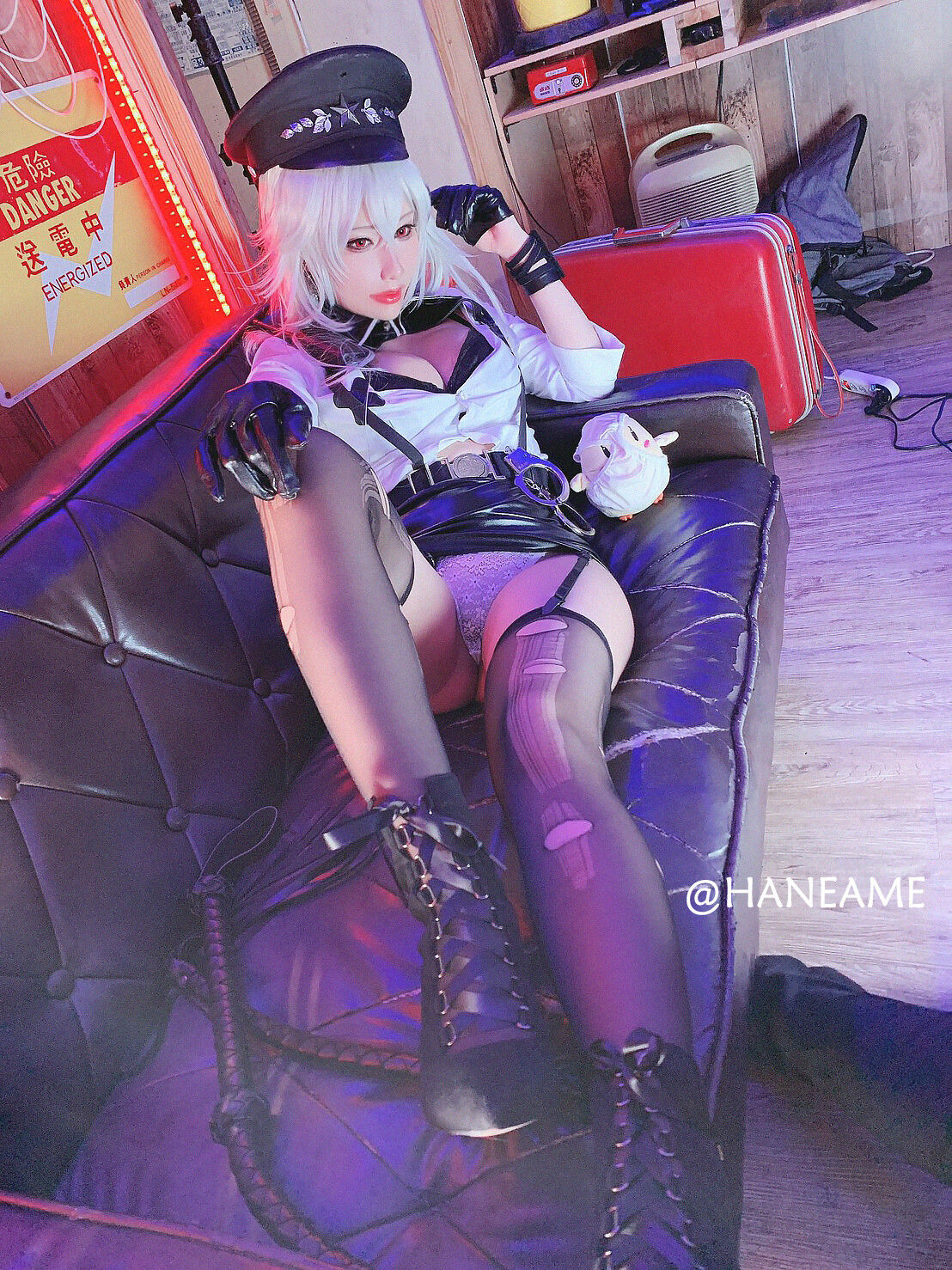 Hane Ame 雨波写真 – Gangut Police (Azur Lane) [21P]