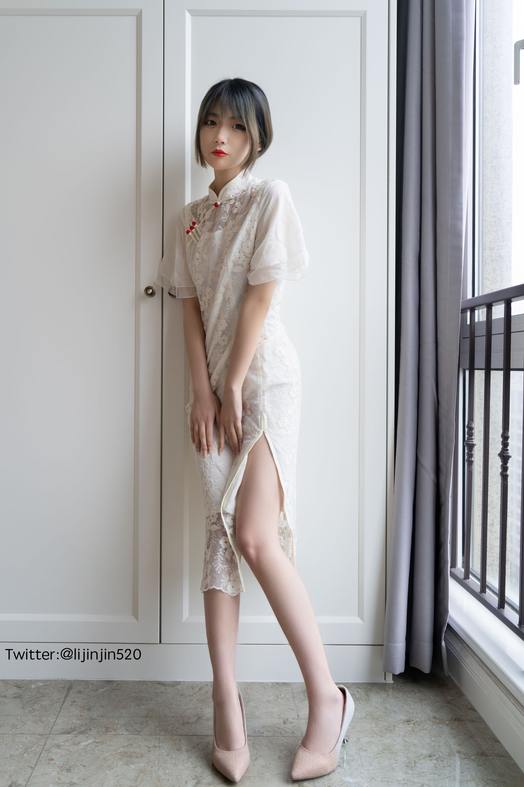 梨瑾瑾 – 改良旗袍 [20P]