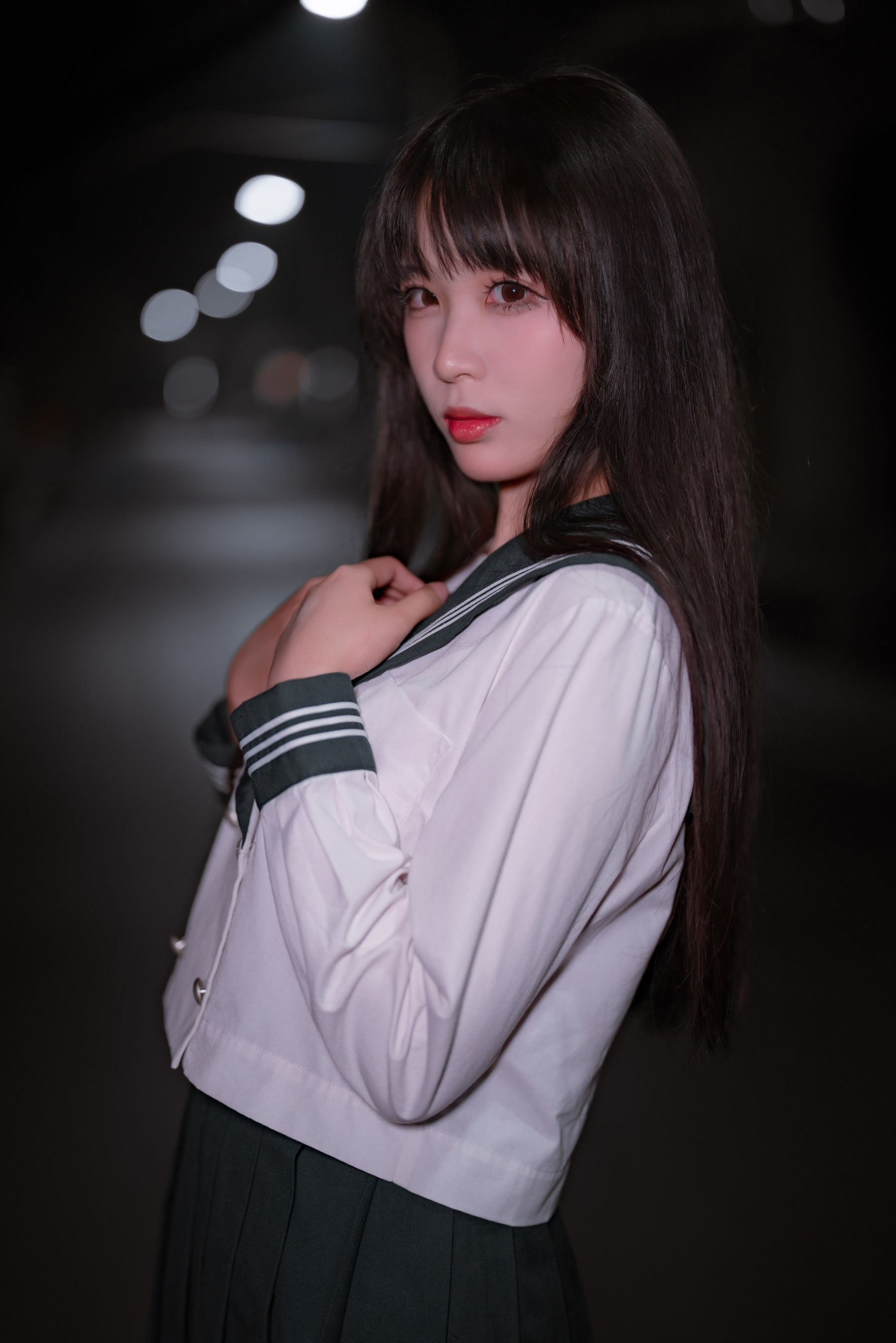 轩萧学姐 – 公路JK [46P]