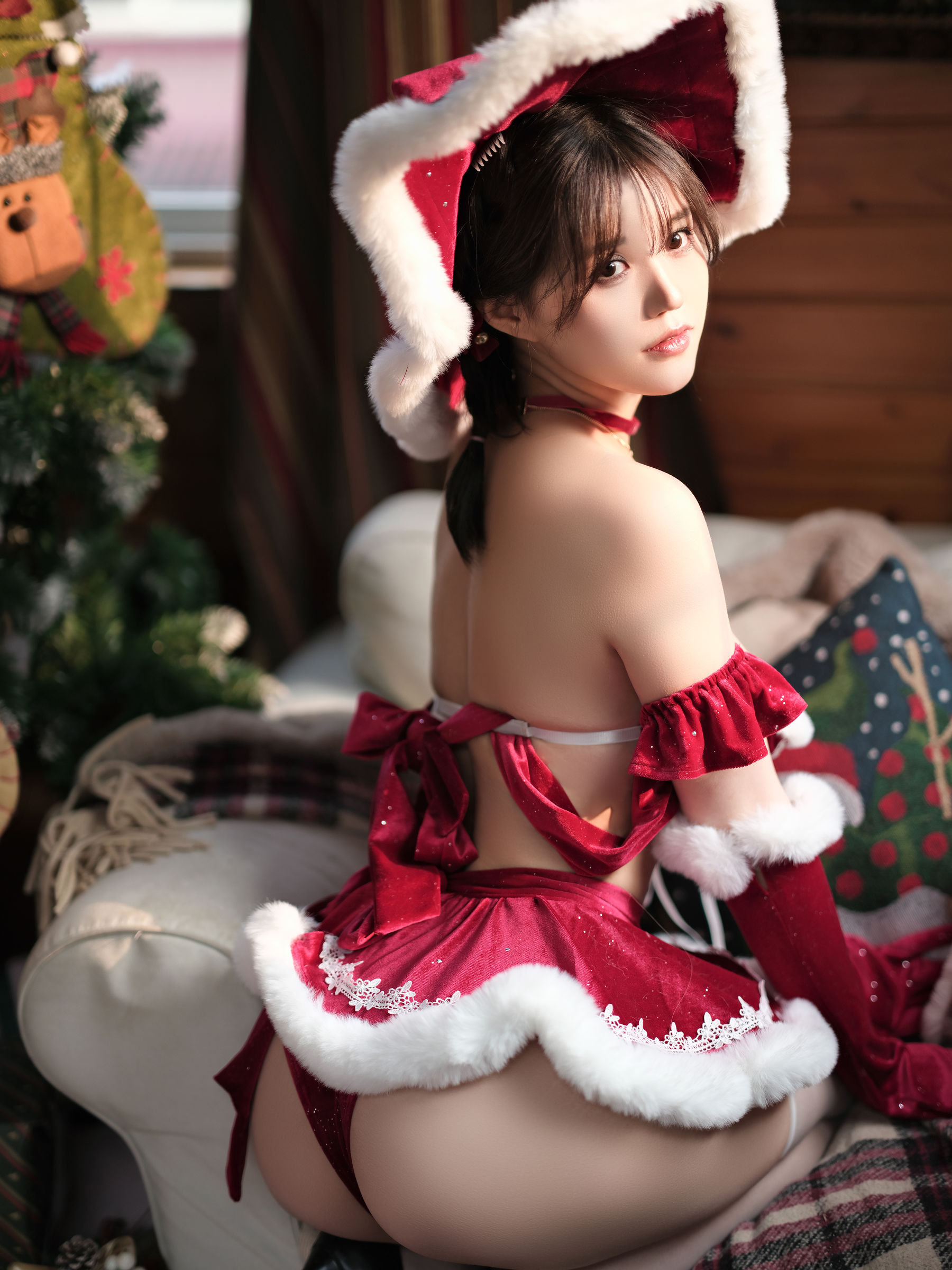 动漫博主小仓千代w 2023年03月 fantia魔女小姐 [15P]