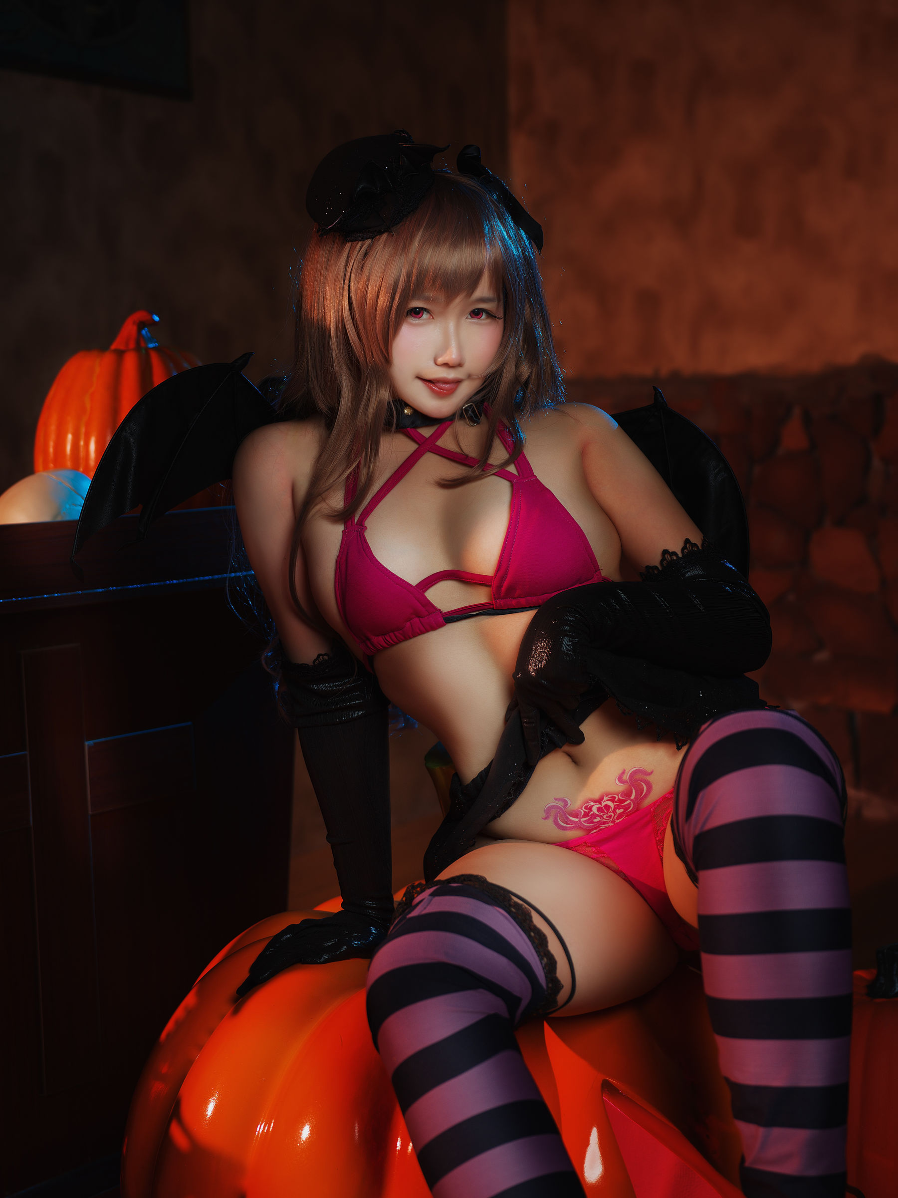 麻花麻花酱 – 小恶魔莉莉丝 [20P]