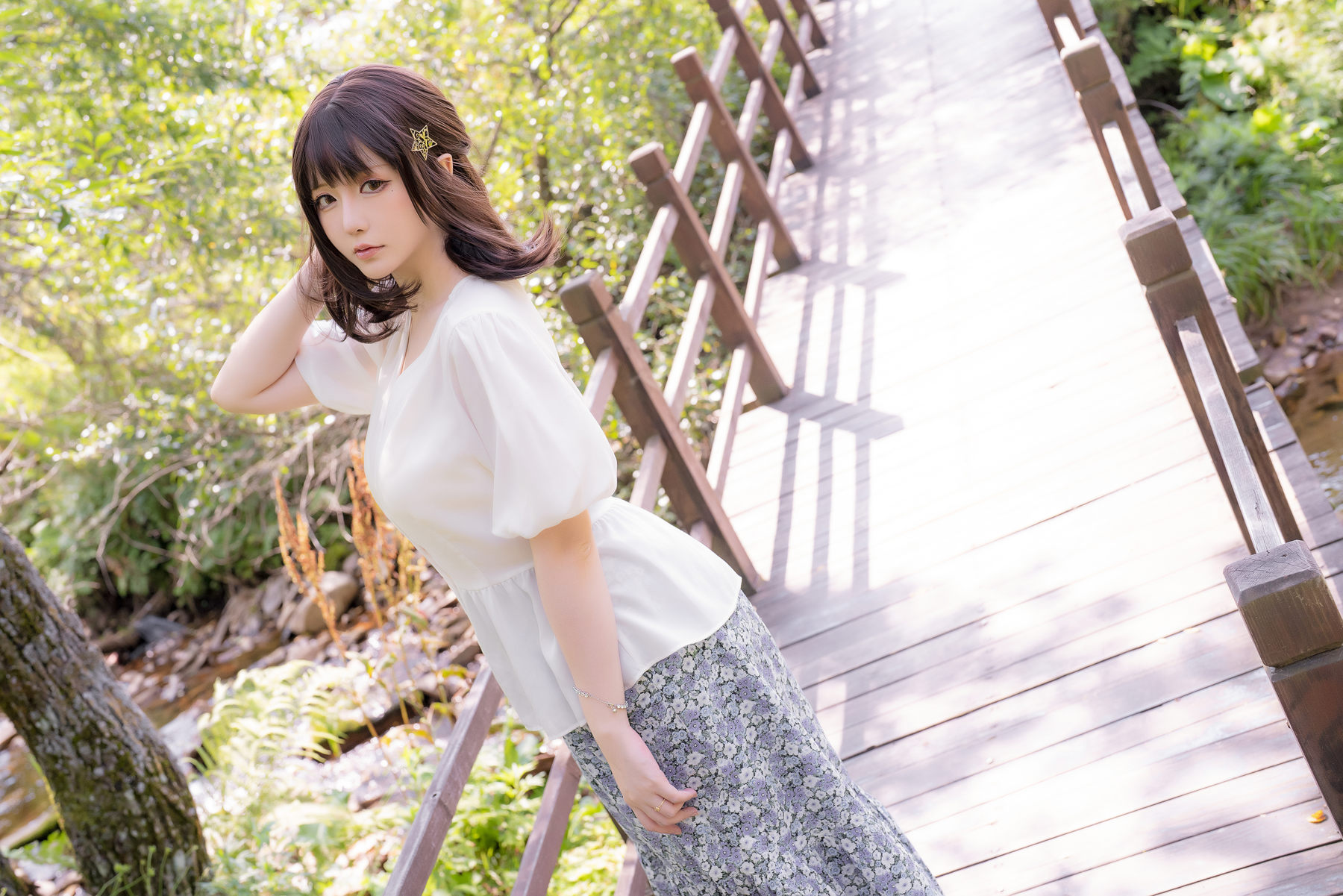 Coser小姐姐星之迟迟 – 户外 多云转晴 [46P]