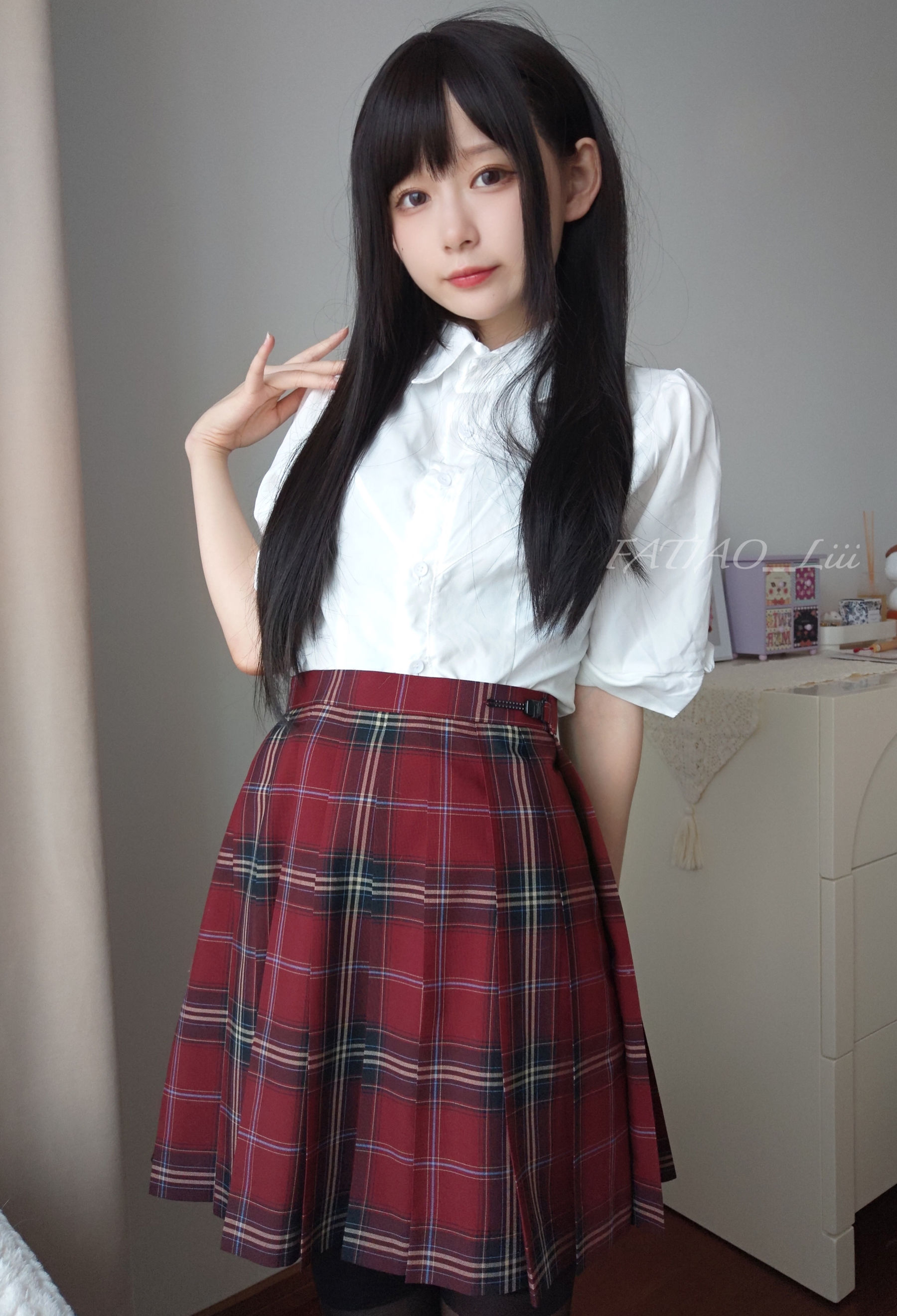 迷之呆梨(发条少女) – 先輩の秘密 [70P]