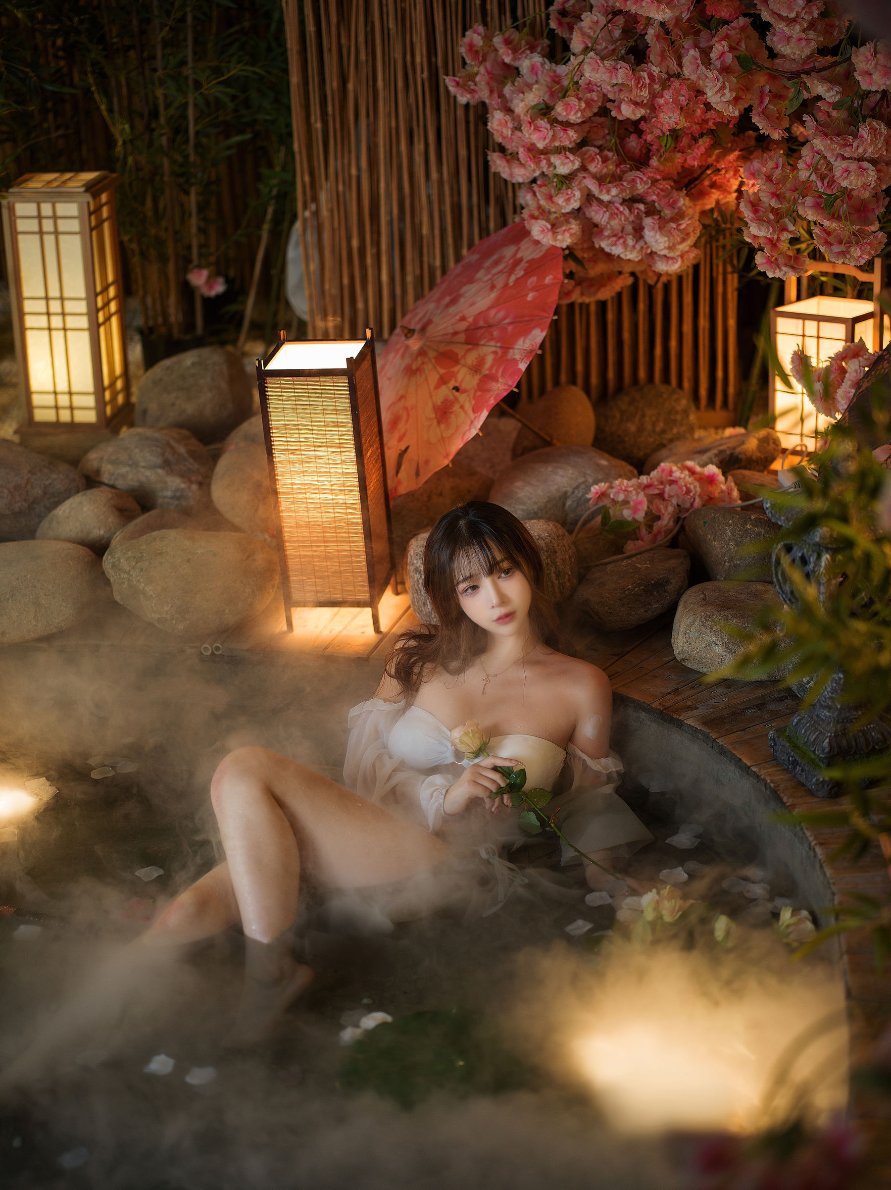 叉子宝宝 – 温泉 [53P]