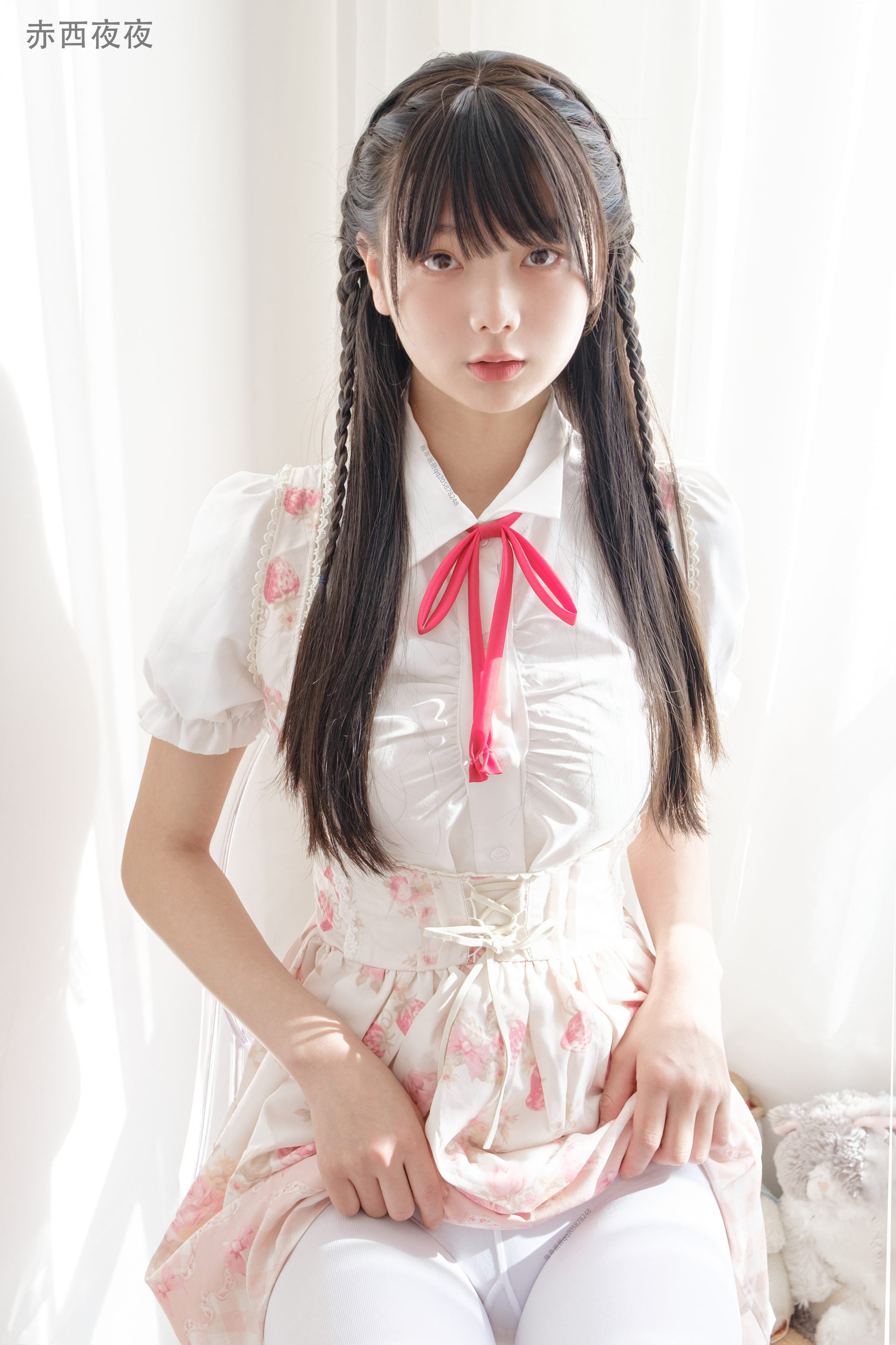 柴系小乖(稚乖画册) – 夜夜 白丝JK [81P]