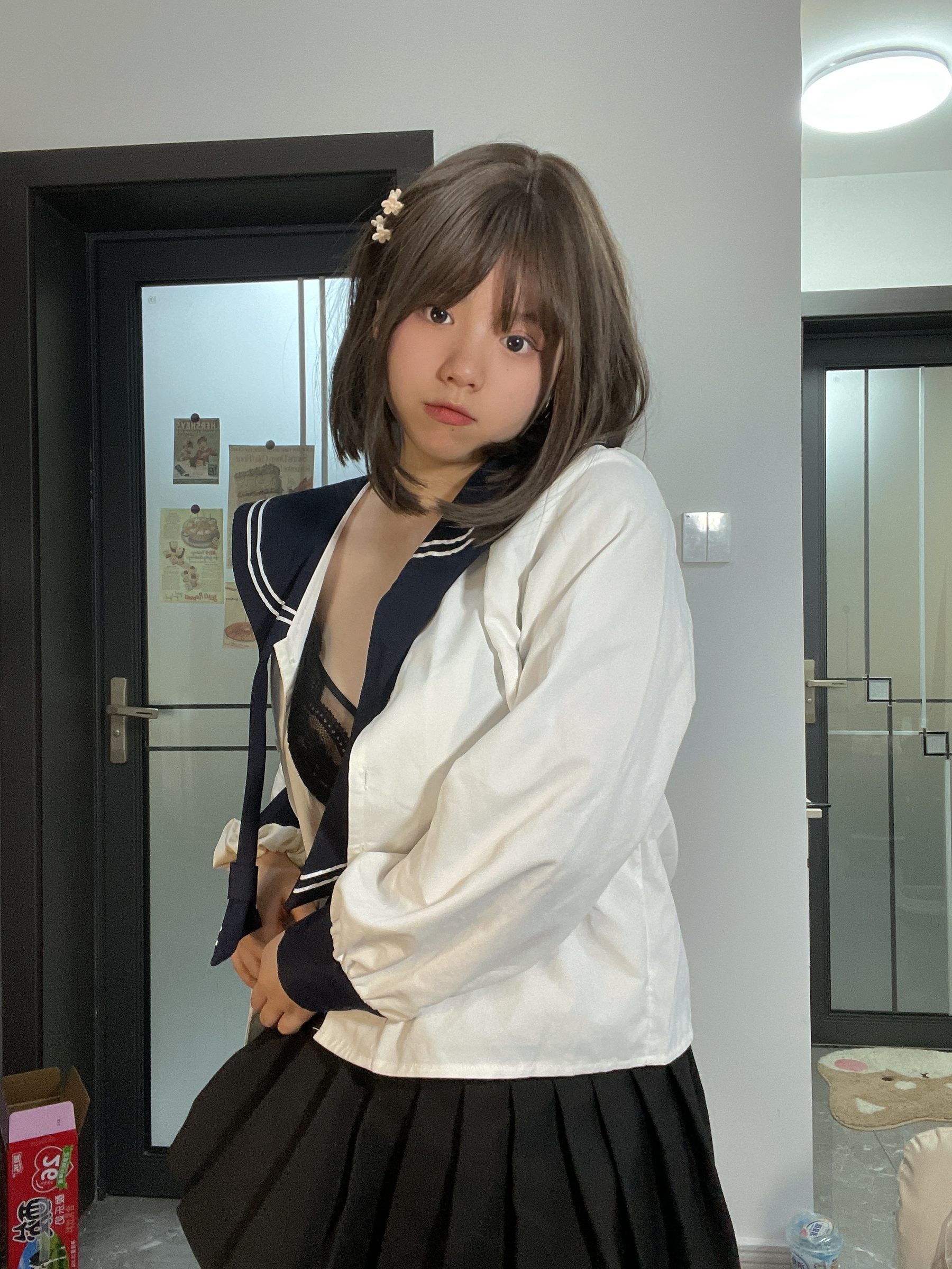 葱油饼 – JK女高 [15P]