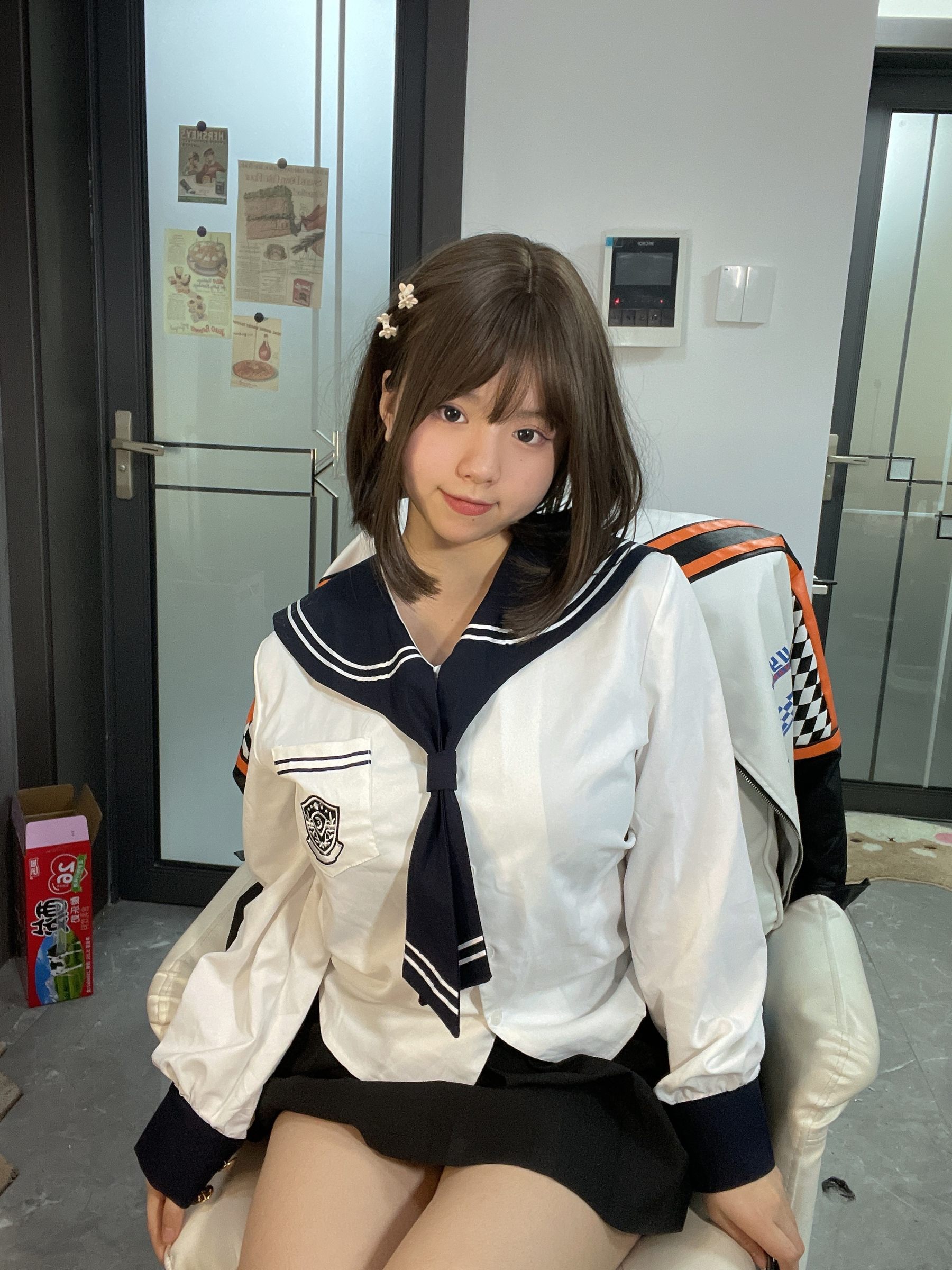 葱油饼 – JK女高 [15P]