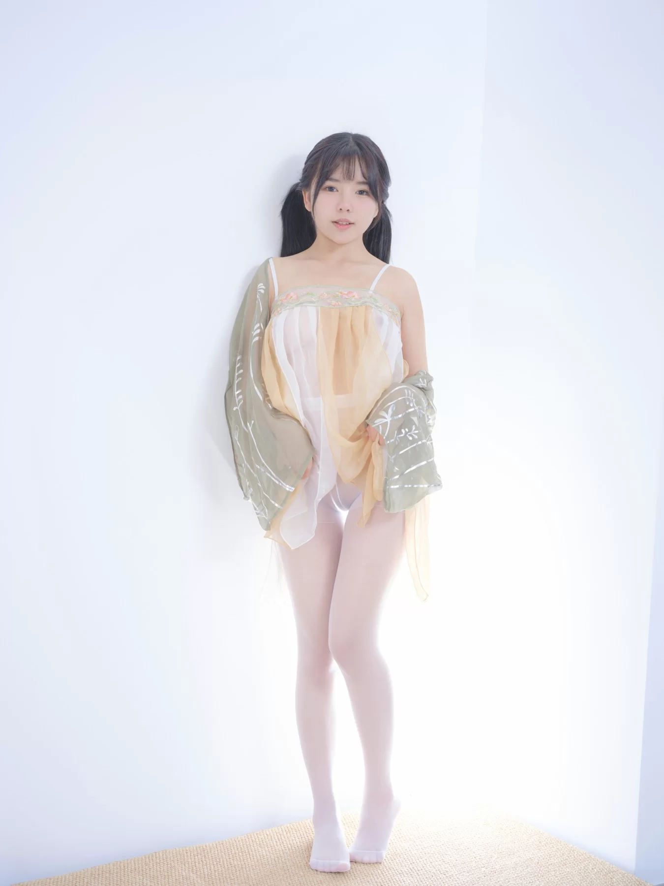 森萝财团-内部 晴涩系列-16E [78P]