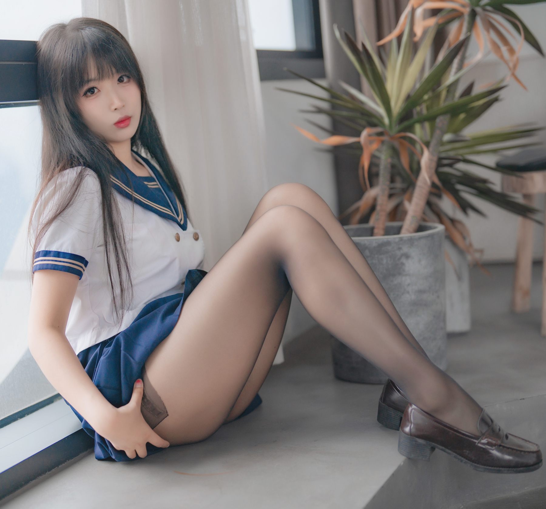 轩萧学姐 – 五月舰长 黑丝JK内衣 [32P]