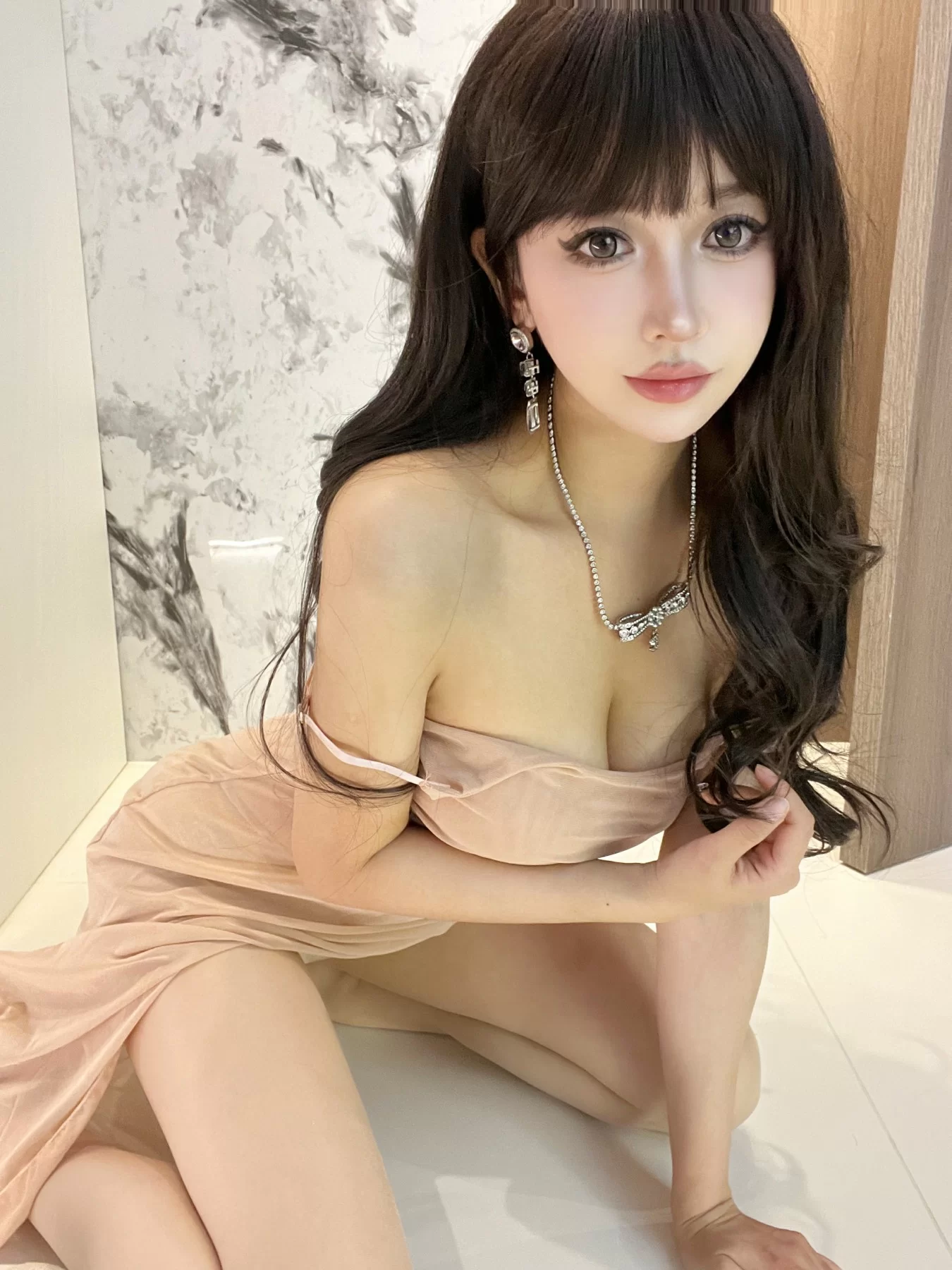 过期米线线喵 – 我那风情万种的夫人 [32P]