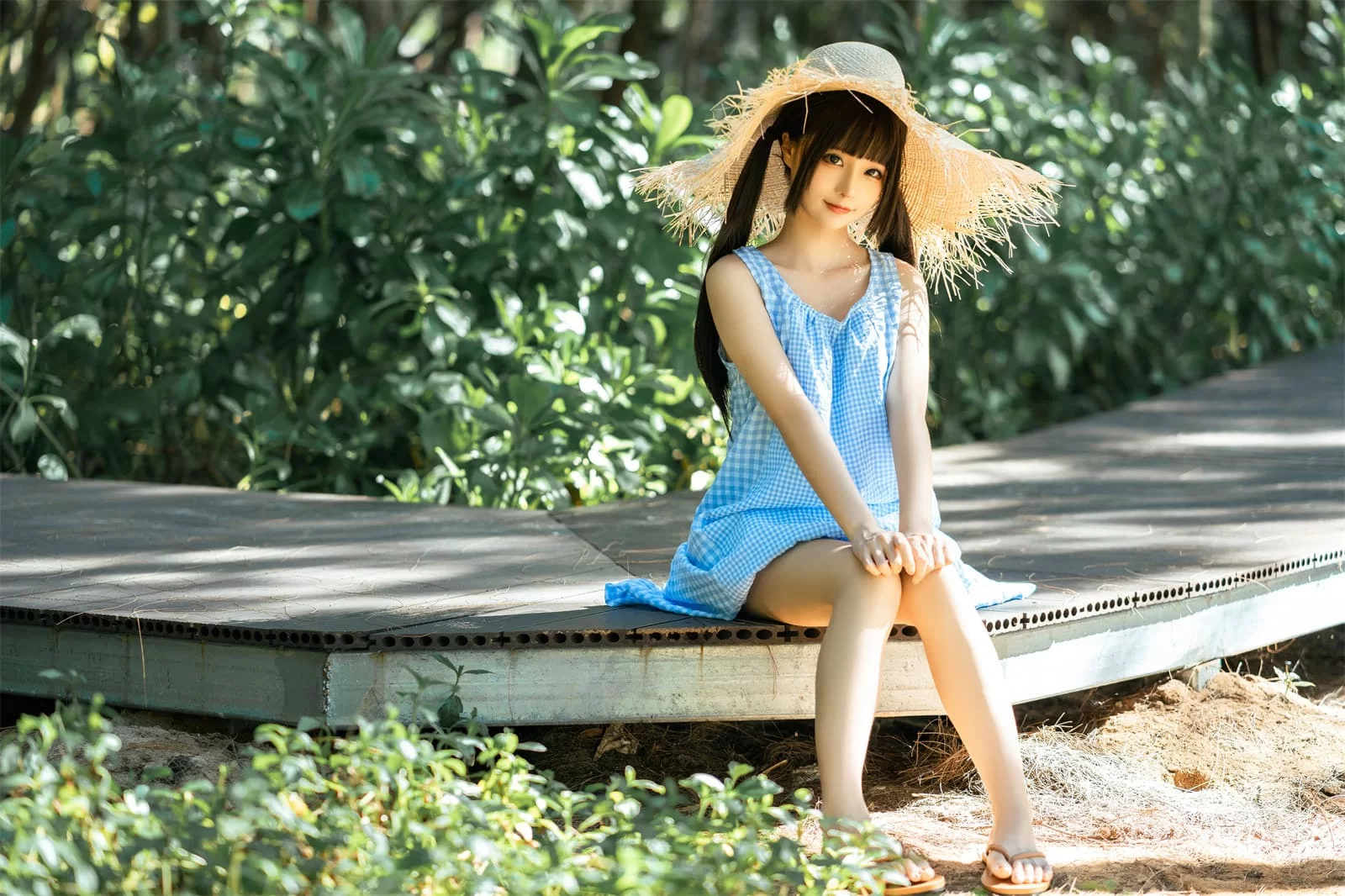 动漫博主蠢沫沫 – 海边漫步 [100P]