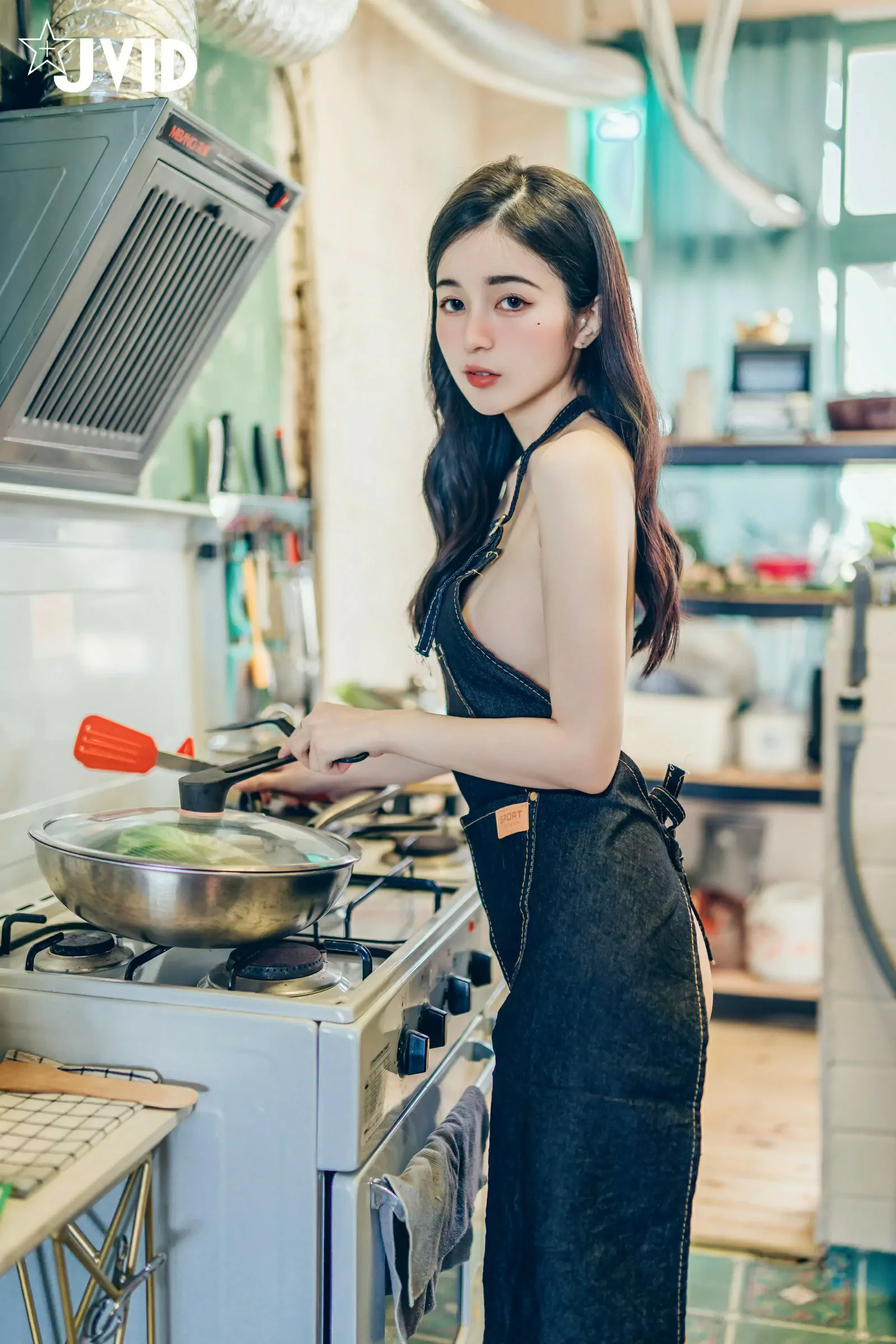 JVID图集 辰辰 - 美乳小娇妻 [171P]