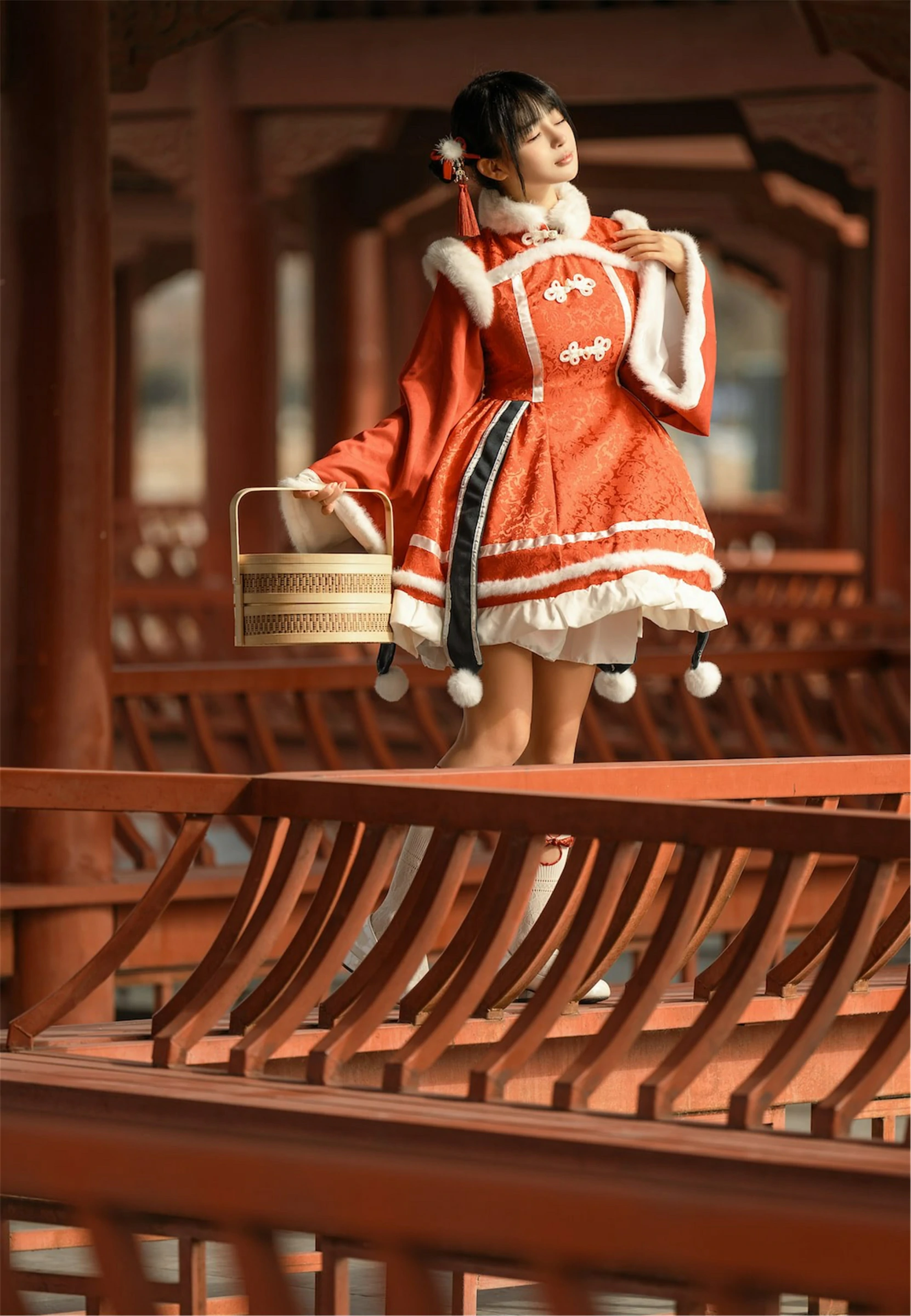 桜井宁宁 – 龙年新年篇 [70P]