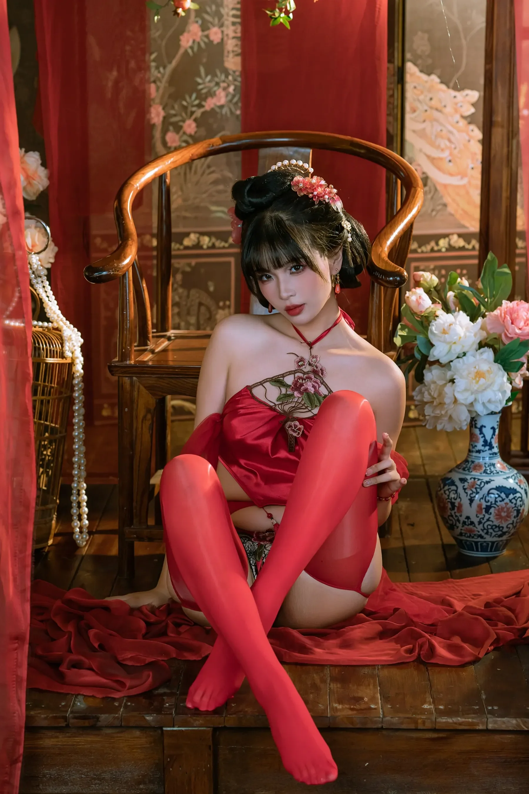 云溪溪&#038;轩萧学姐 – 情趣肚兜 [23P]