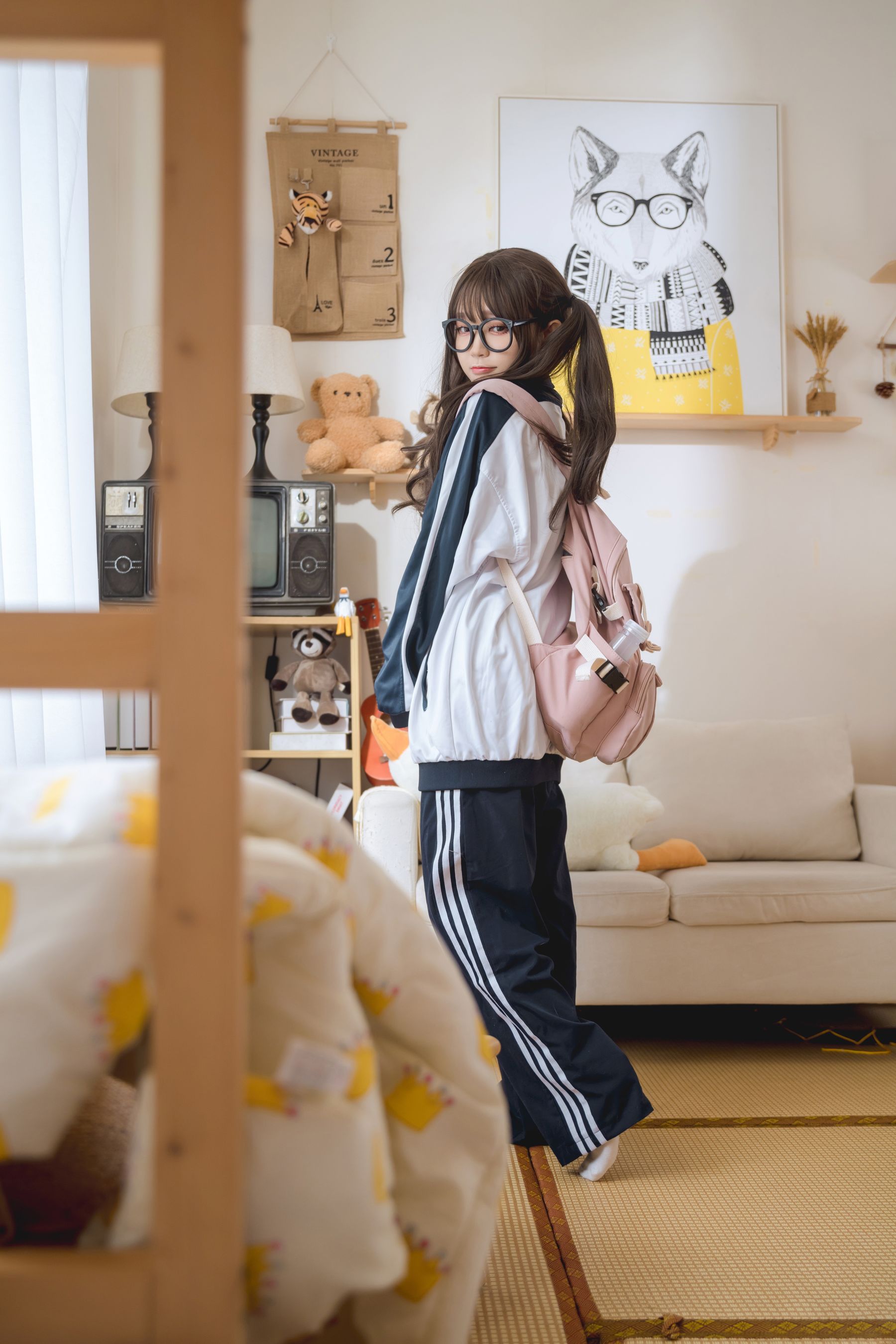 神沢永莉 – 家庭作业 [72P]