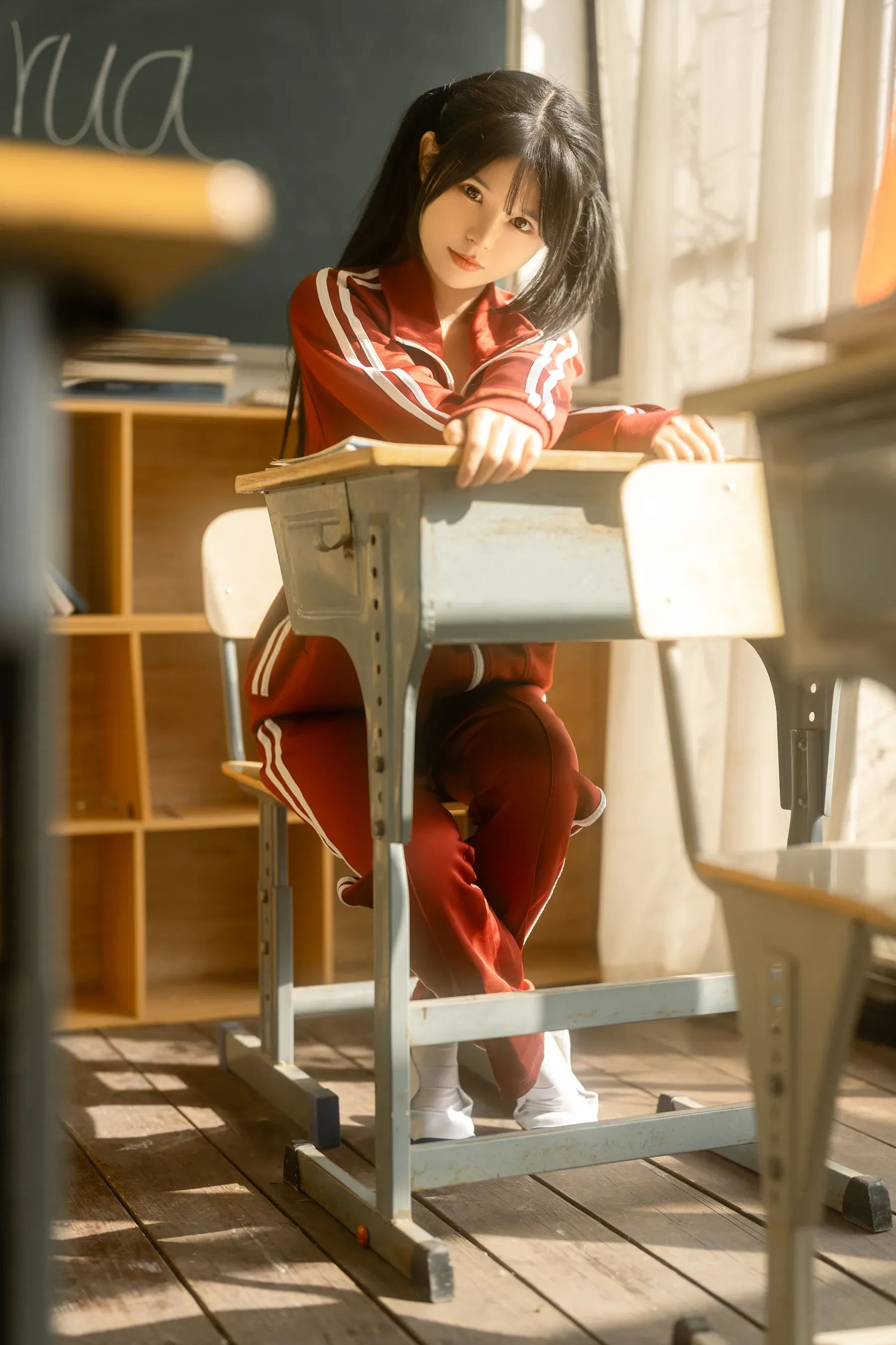 rua阮阮 – 课间阳光-红色校服 [42P]