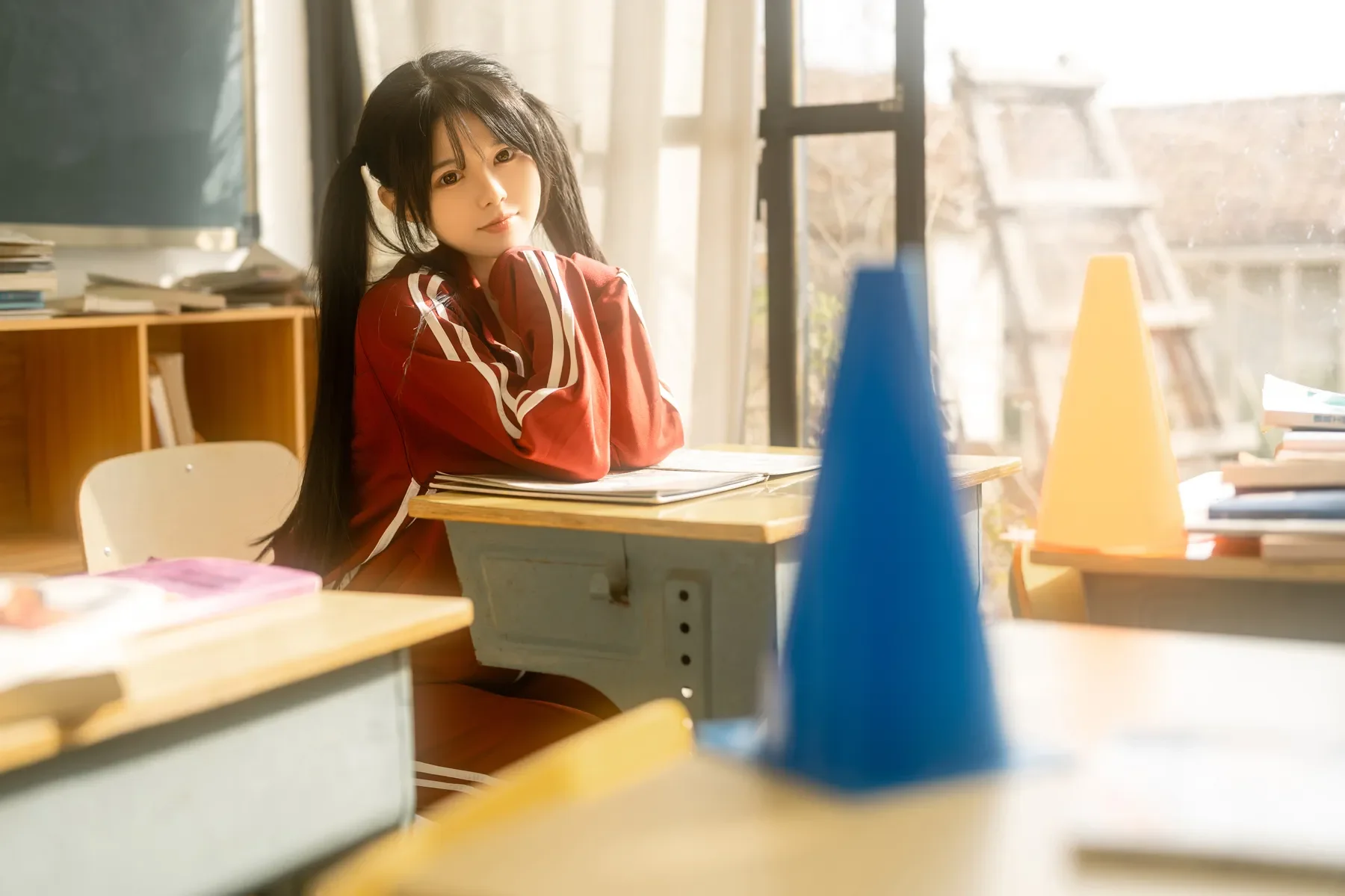 rua阮阮 – 课间阳光-红色校服 [42P]