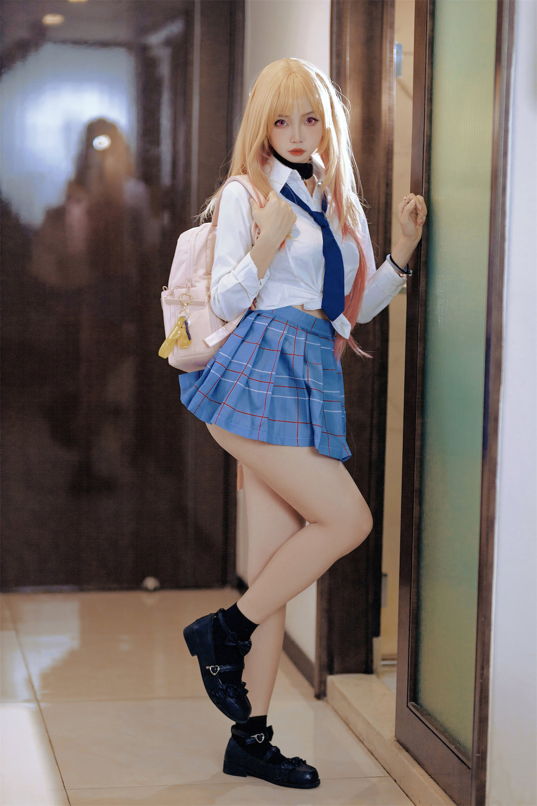 洛桑w伊梓 – 喜多川海梦 [32P]