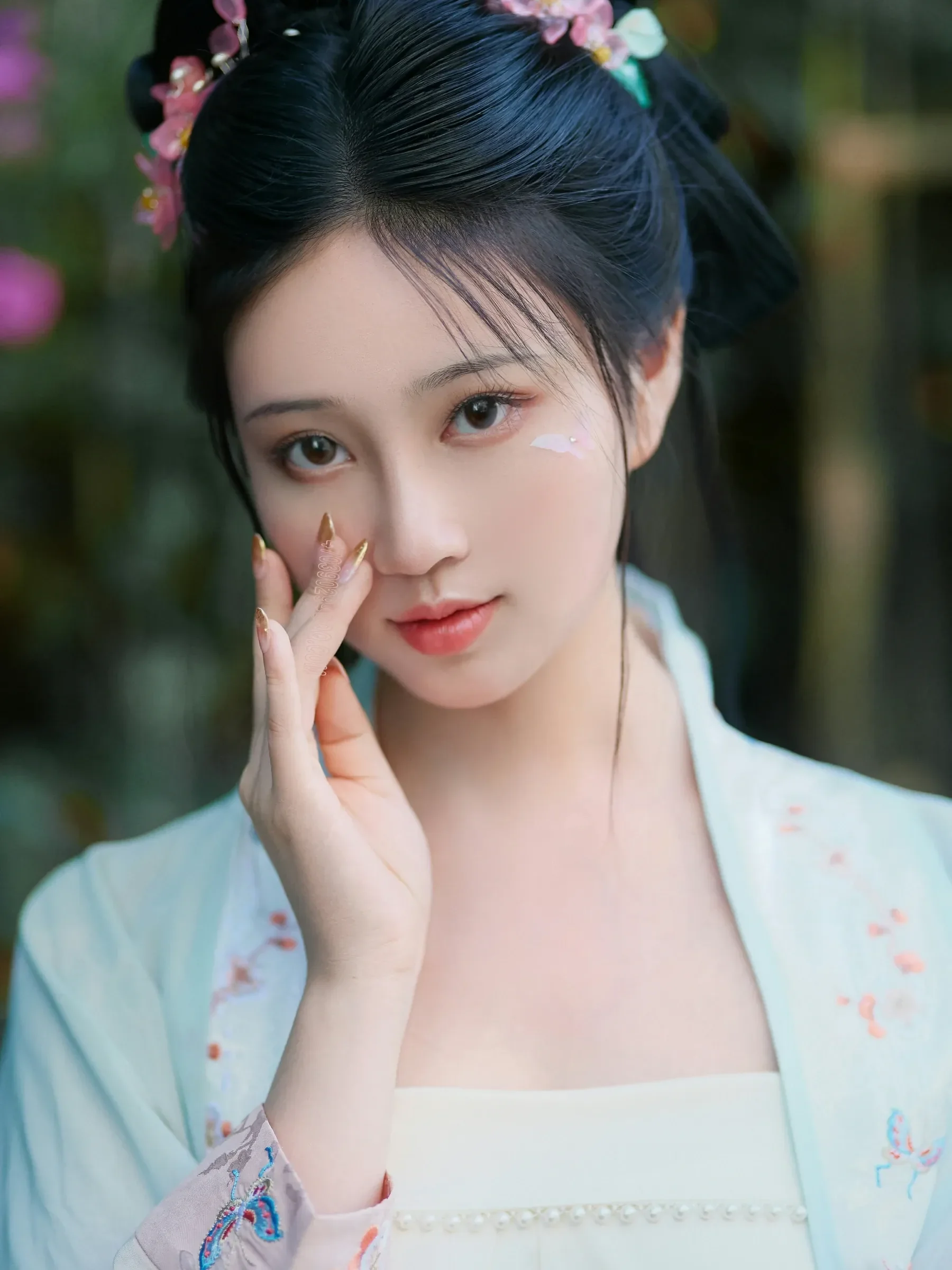 年年Nnian – 花间集 [39P]