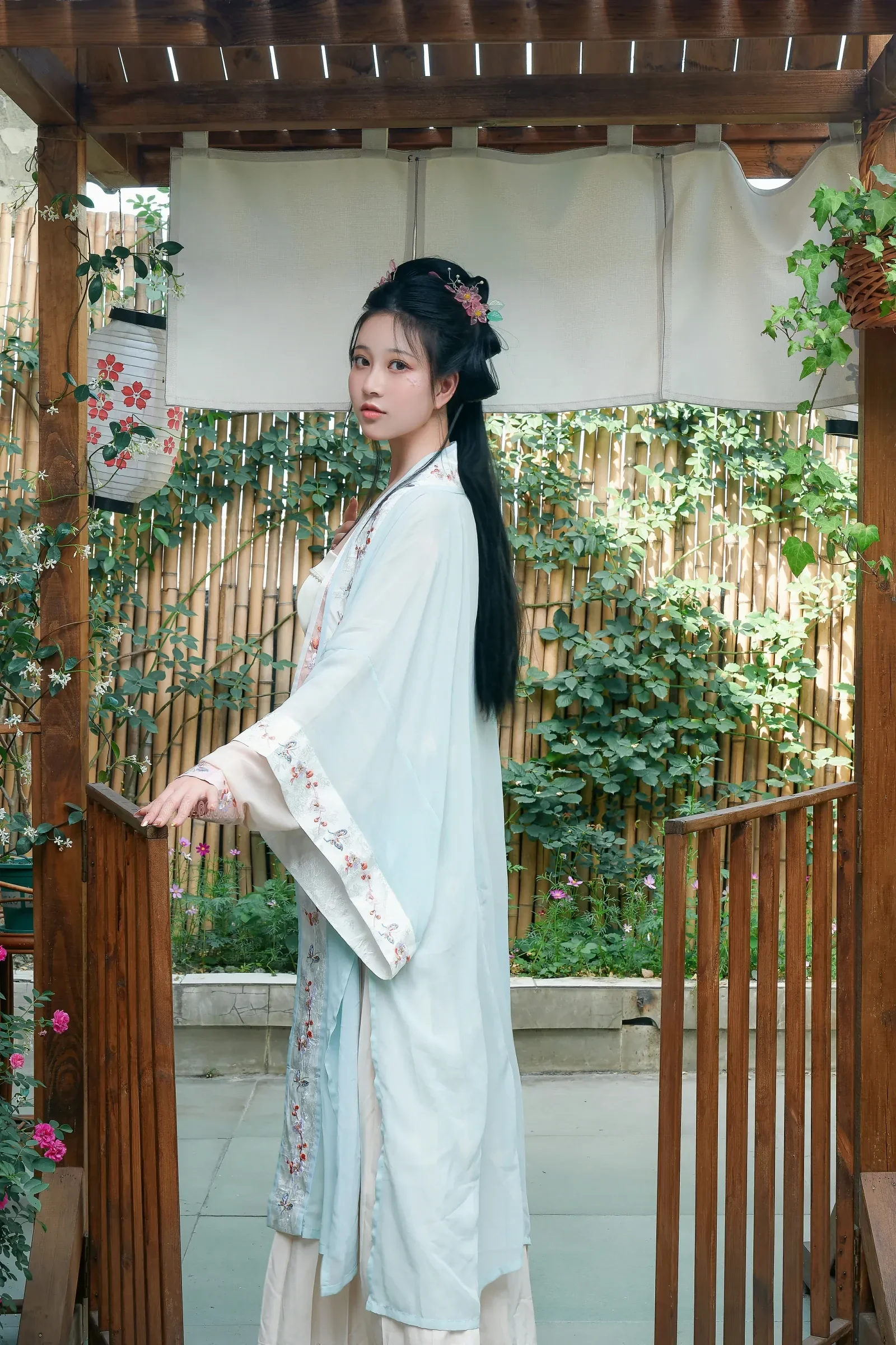 年年Nnian – 花间集 [39P]