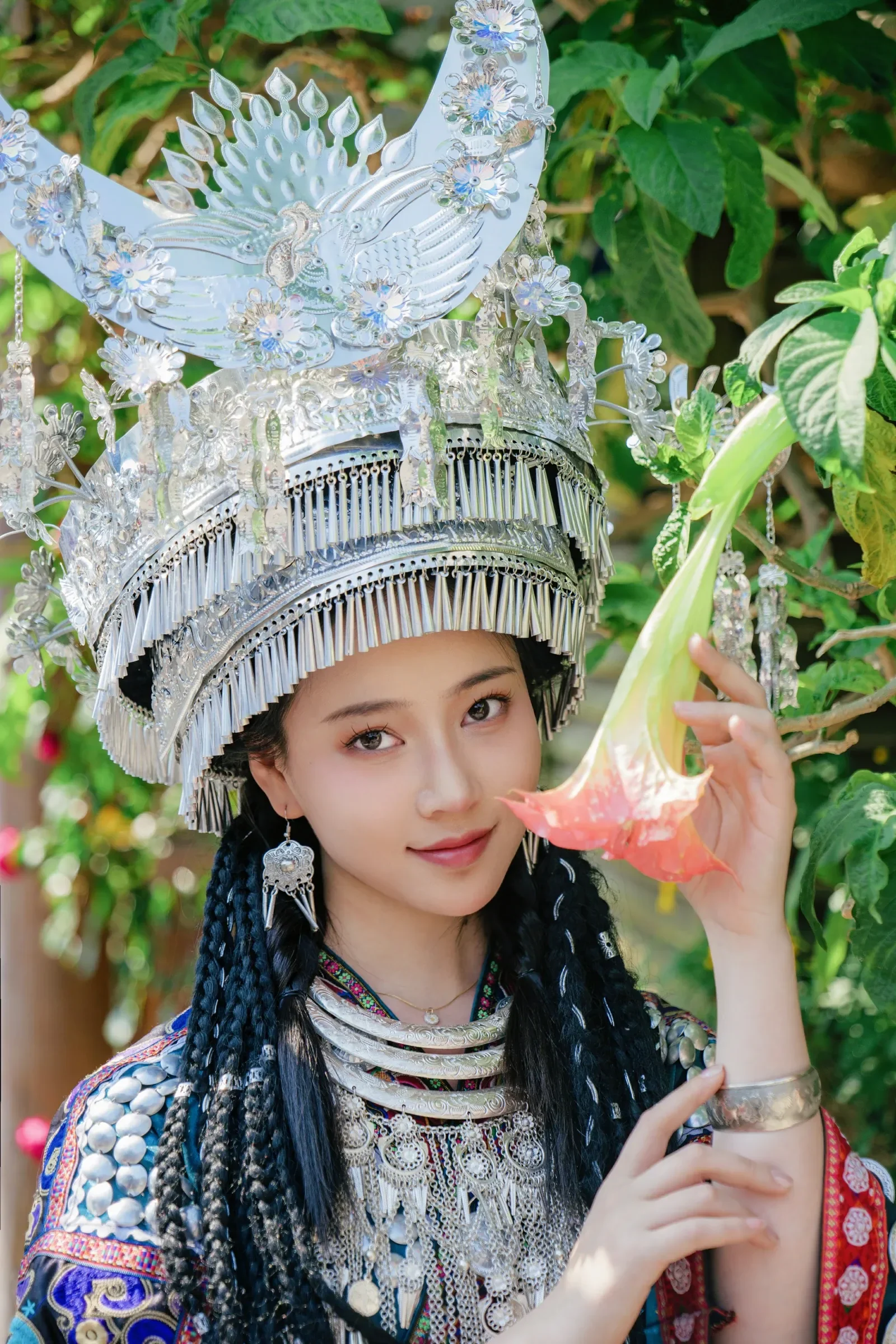 年年Nnian – 苗疆少女 [50P]