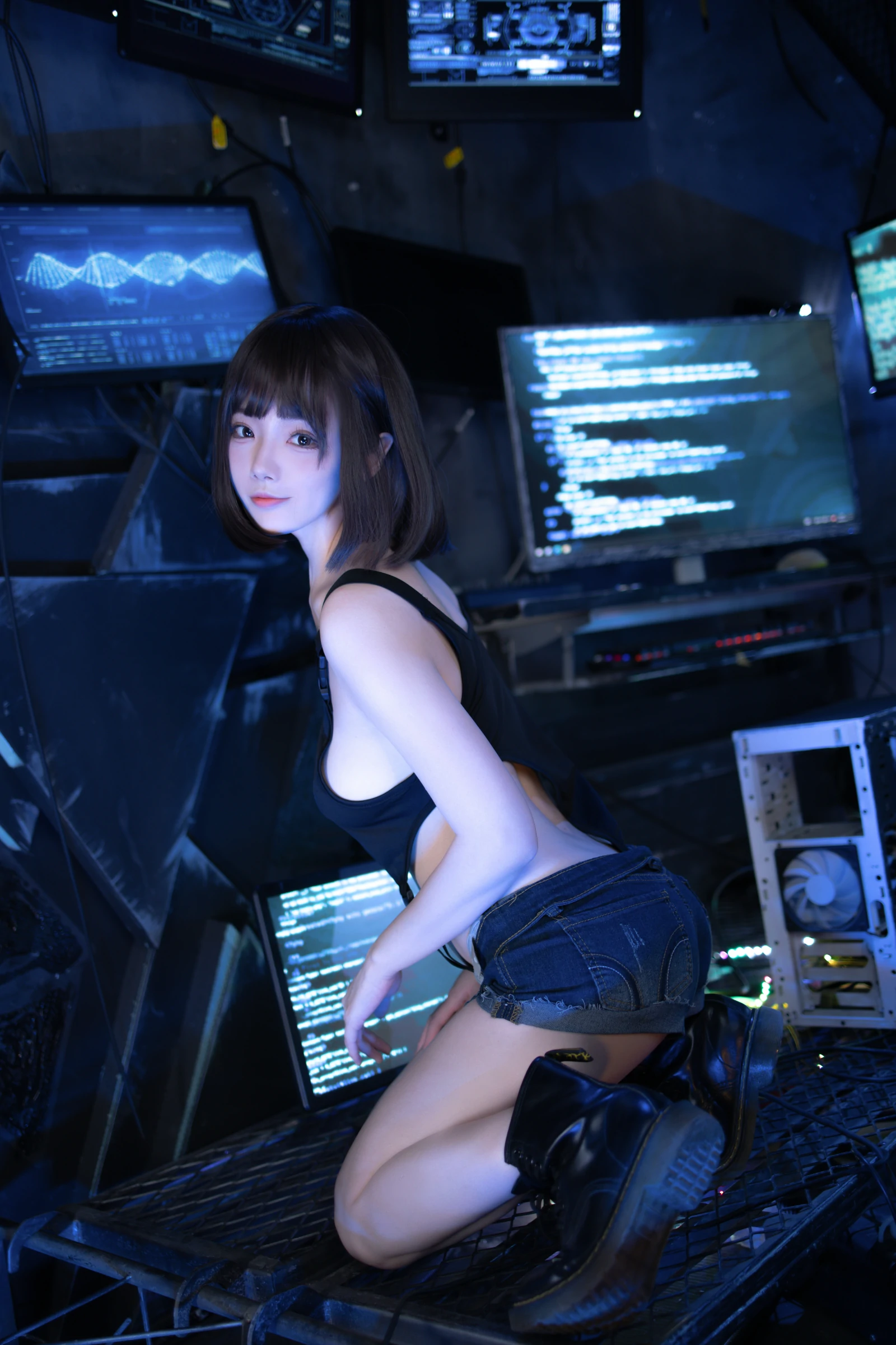 桃良阿宅 – 危机 [50P]