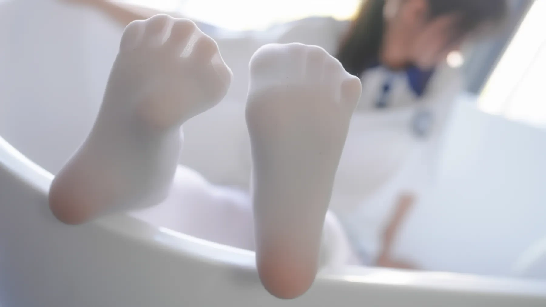 紧急企划-小婕 – 校服白丝[65P]