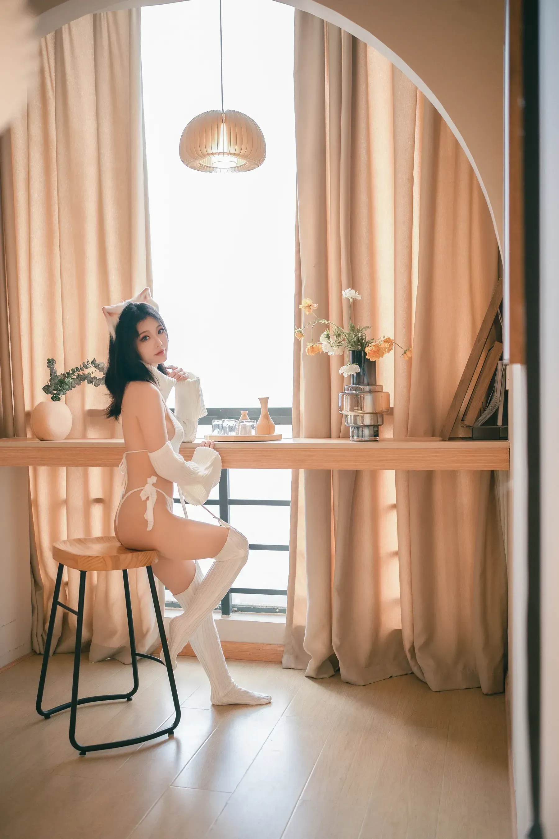 桃良阿宅 – 白毛衣 [65P]