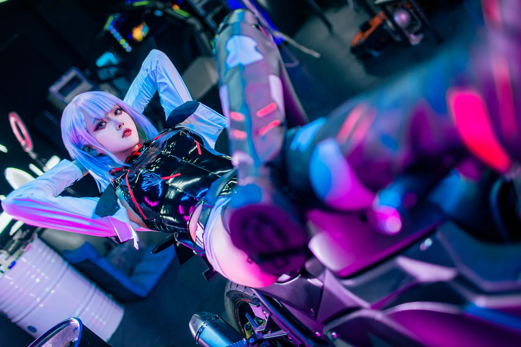 Natsuko夏夏子 – 赛博朋克边缘行者Lucy [61P]