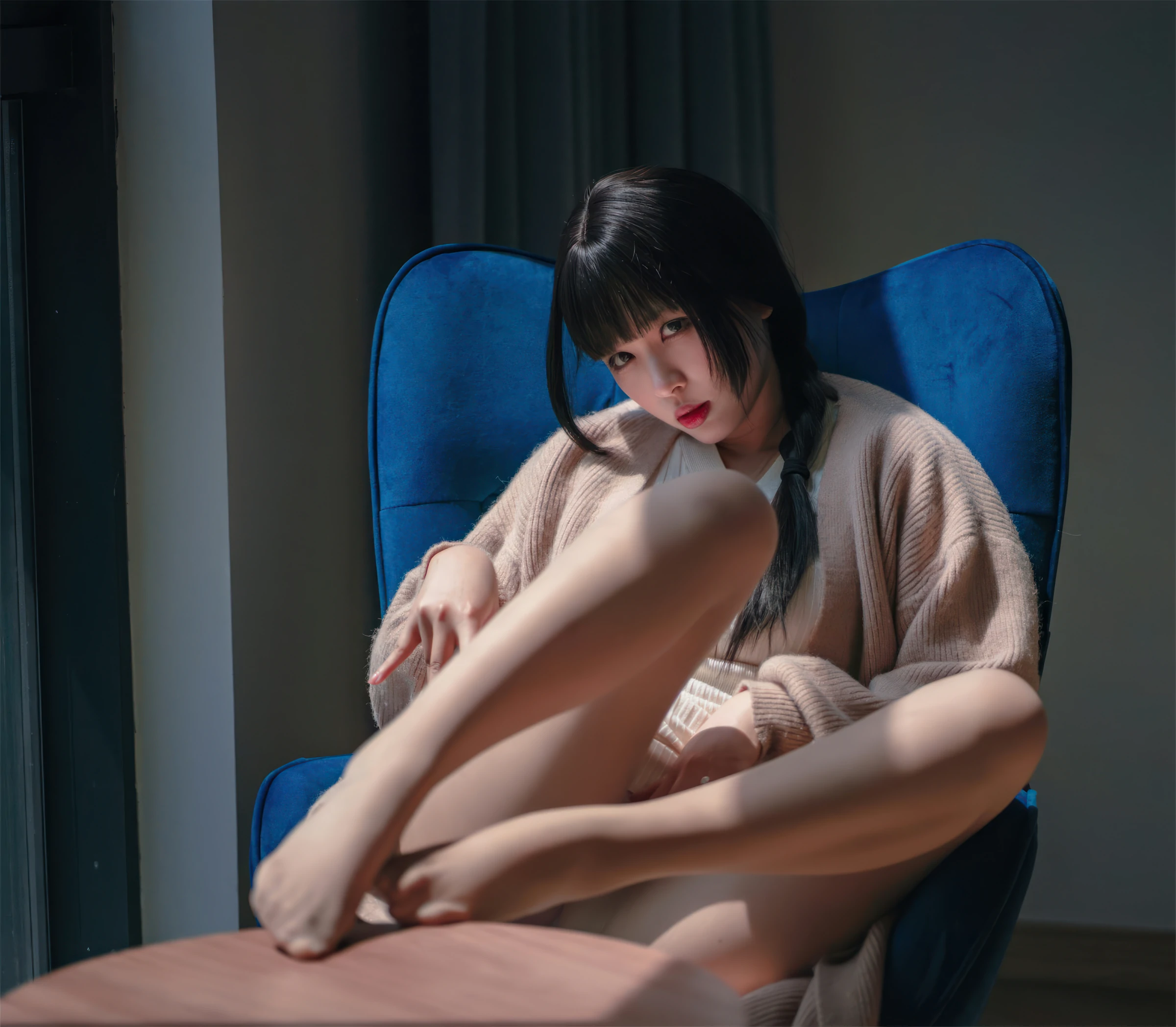 轩萧学姐 – 肉丝家妻 [65P]