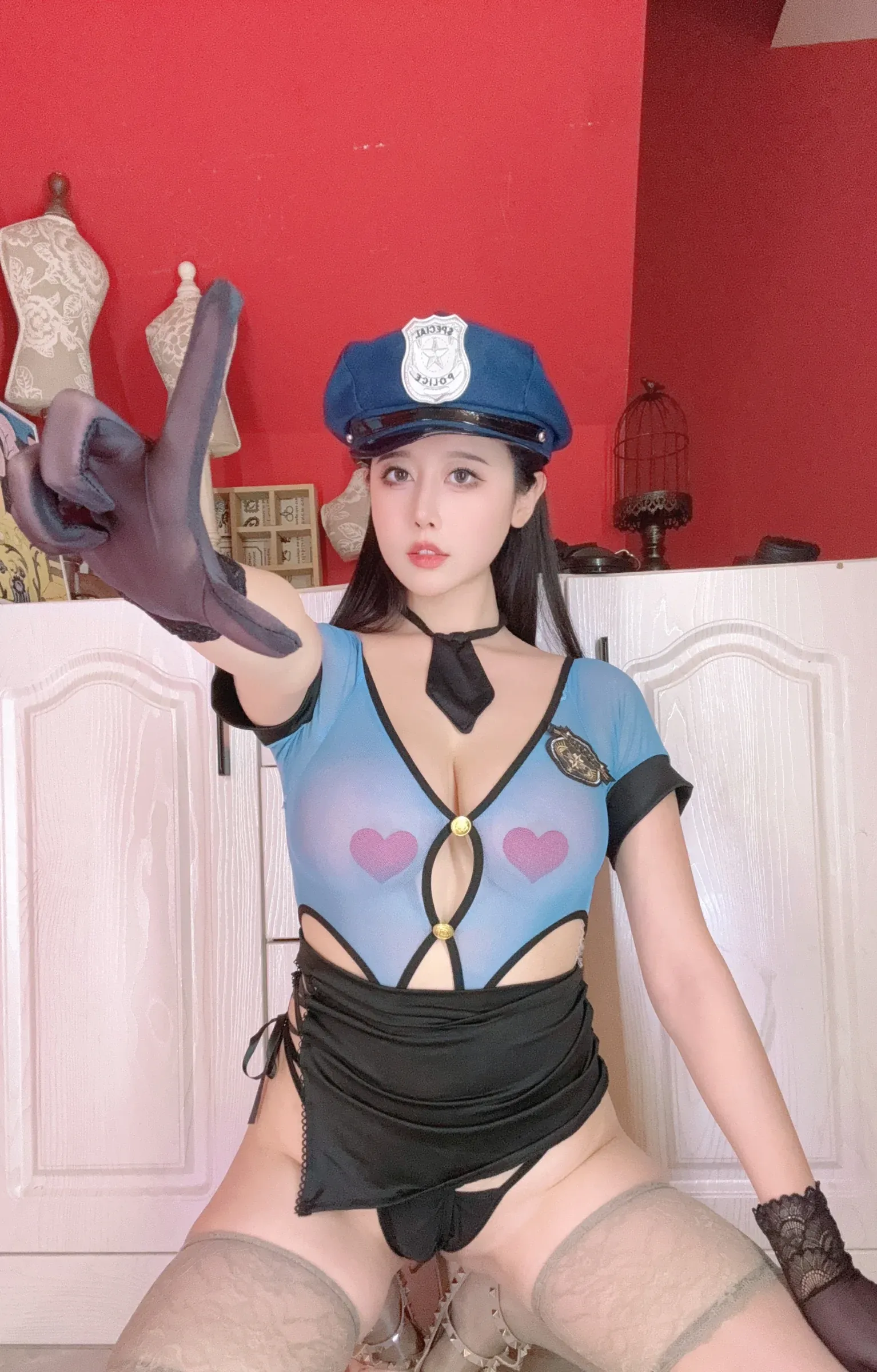 奈汐酱nice – 实习女警 [82P]