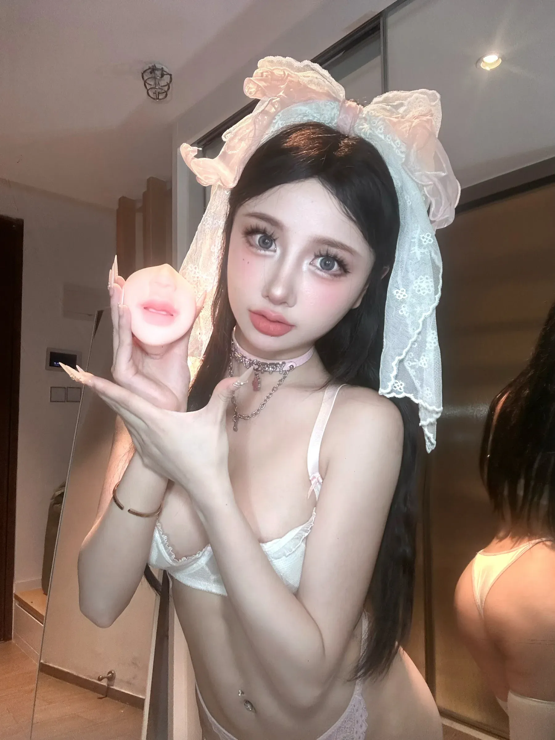 您的蛋蛋 – 唇膜 [37P]