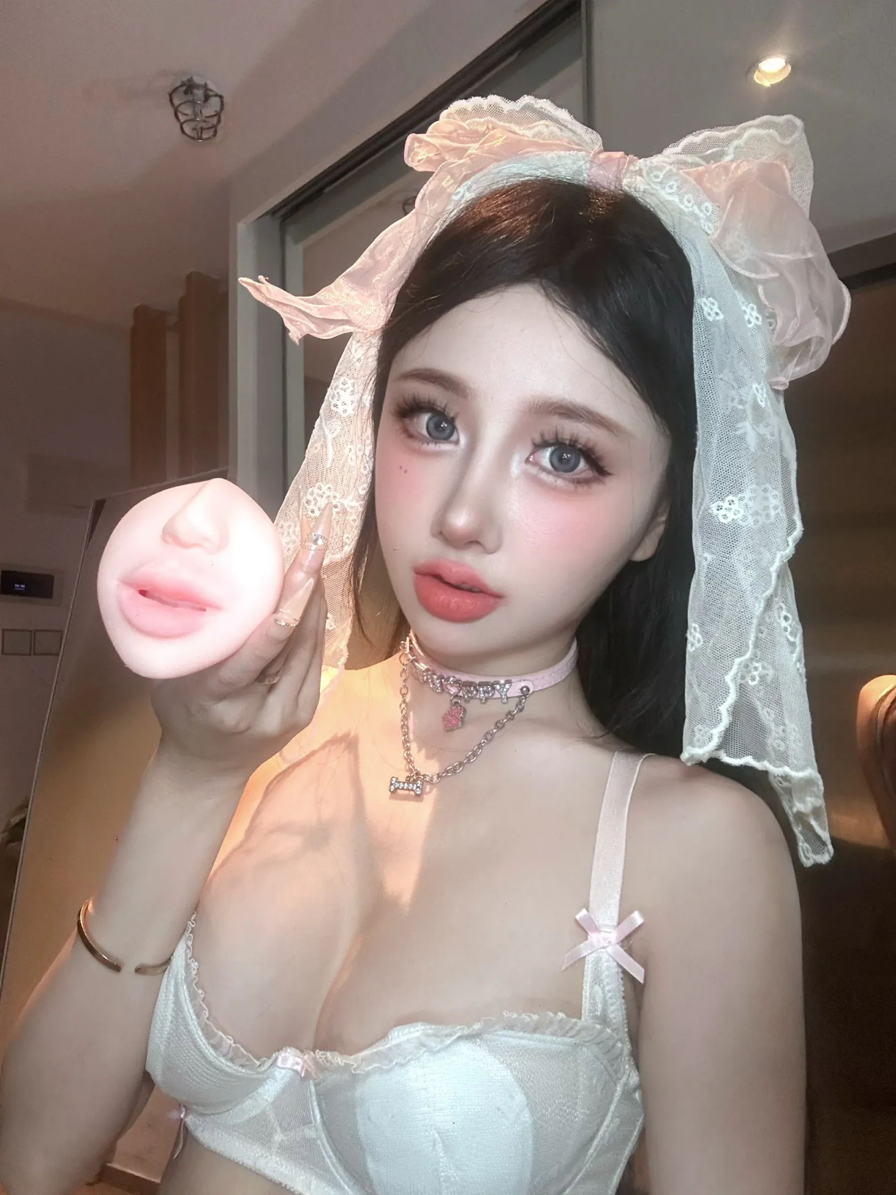 您的蛋蛋 – 唇膜 [37P]