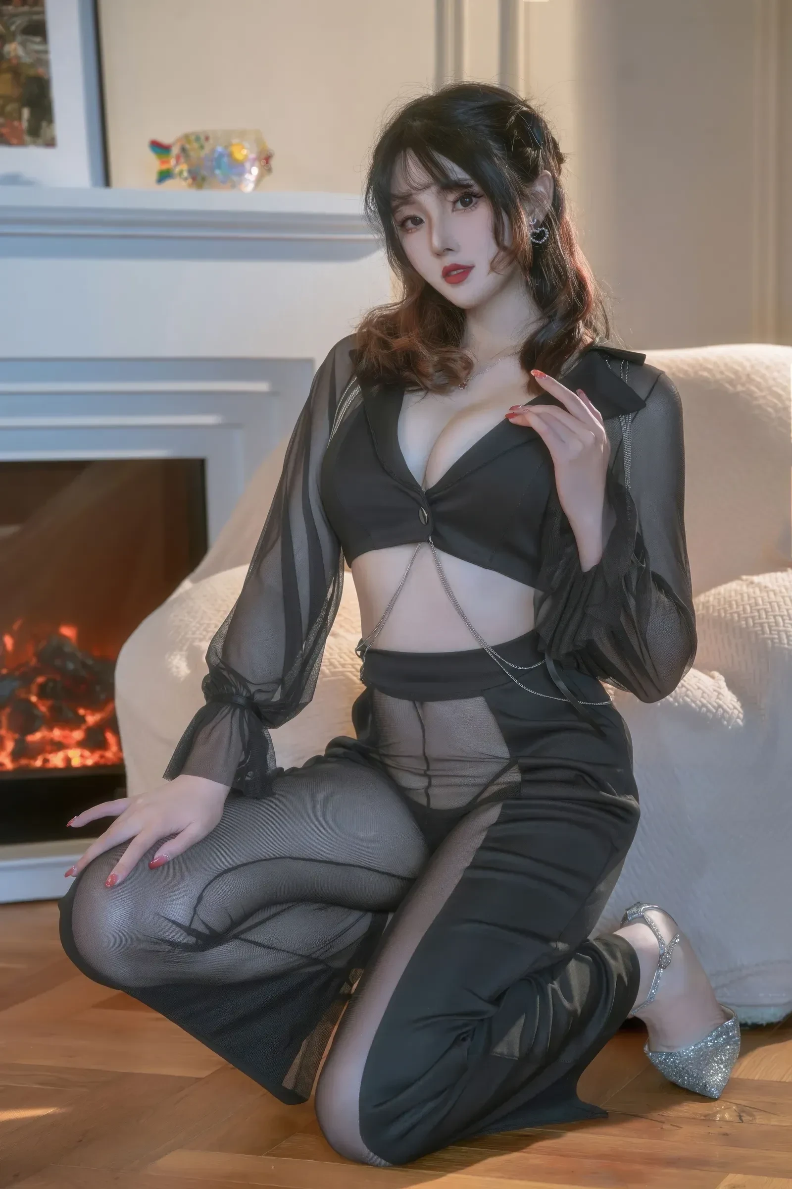 Natsuko夏夏子 – 朦胧OL [53P]