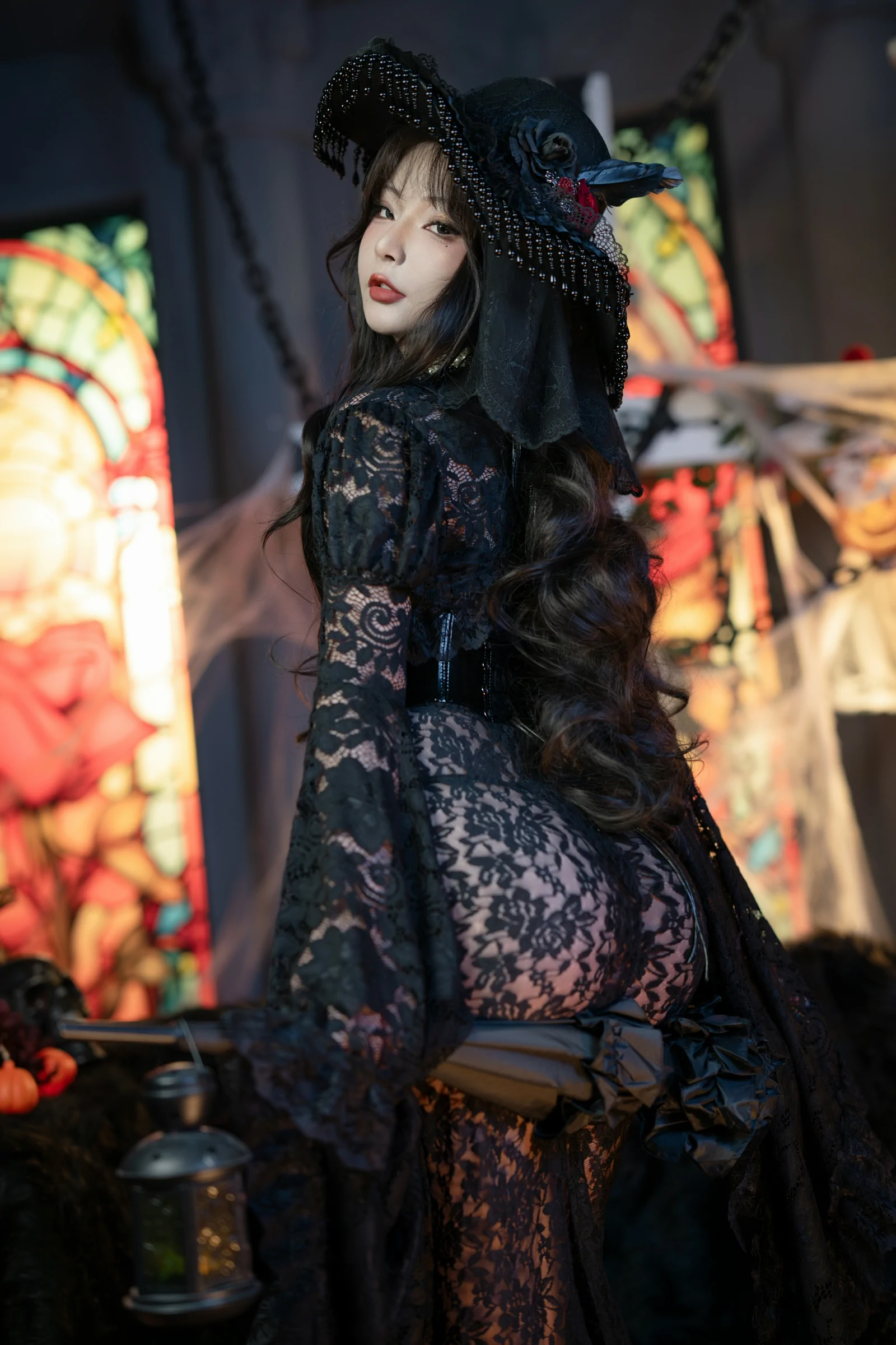 yuuhui玉汇 – 万圣节特辑 – 魔女狂欢夜 [132P]