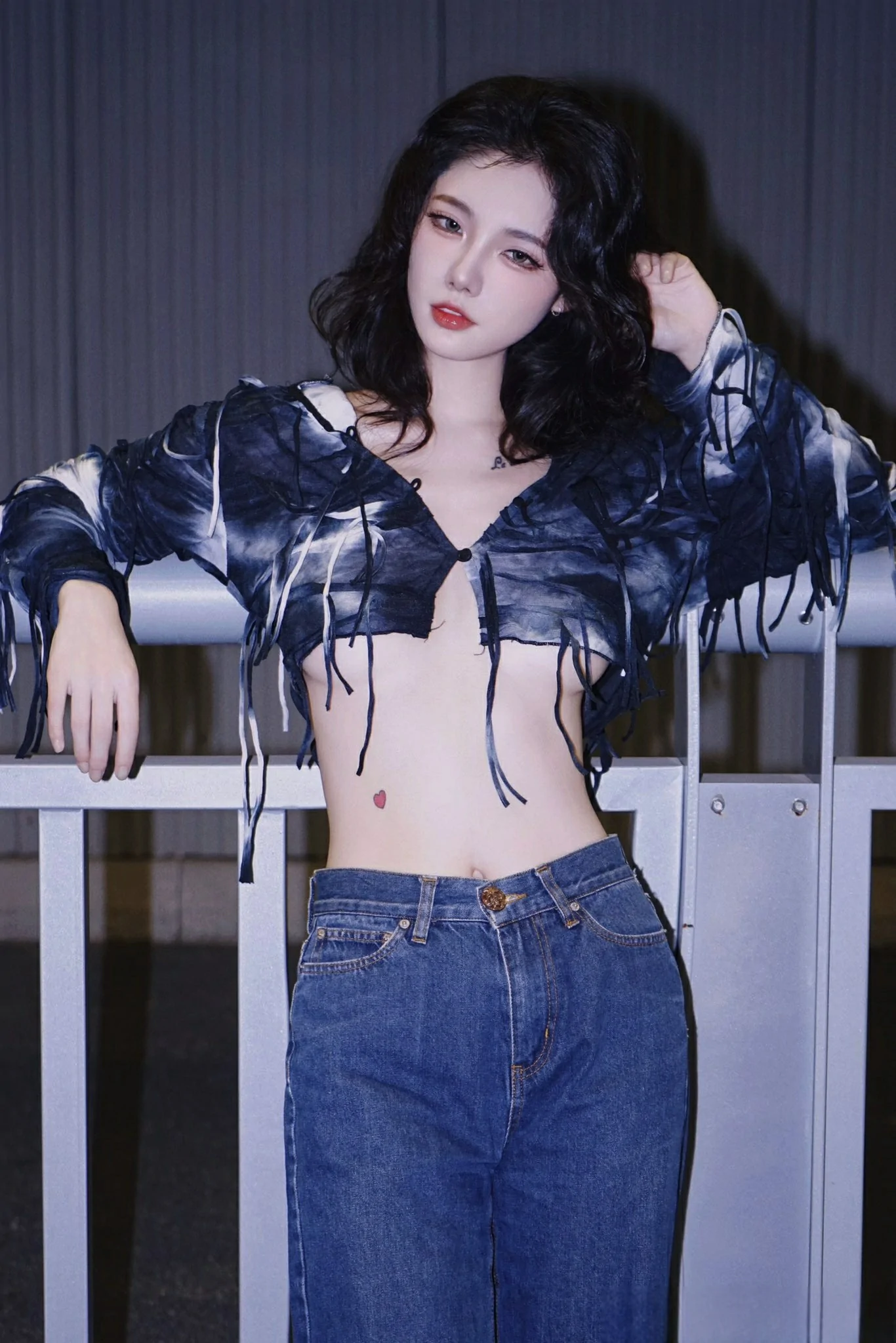 桃良阿宅 – WANIMAL摄影作品 [34P]