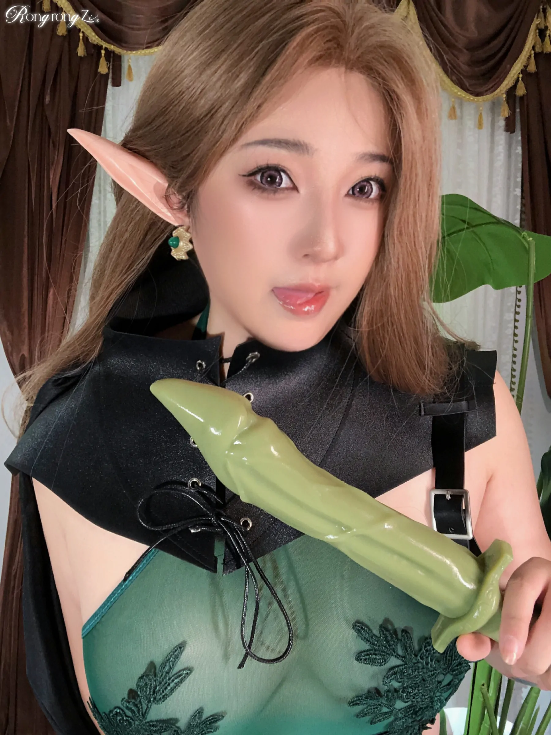 小容仔咕咕咕w &#8211; 精灵女战士 [28P]