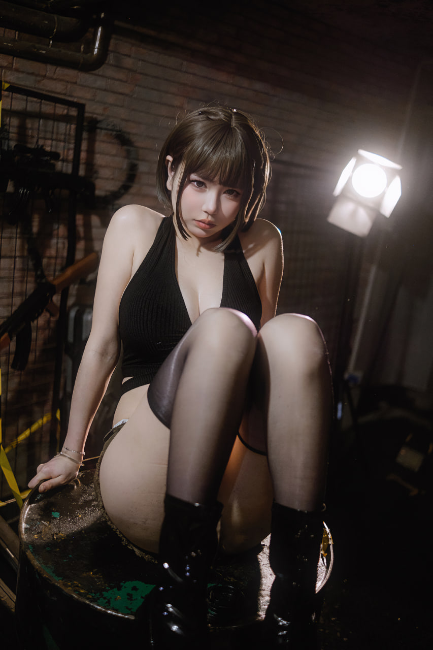 Tina很妖孽呀 – 短发女特工 [42P]